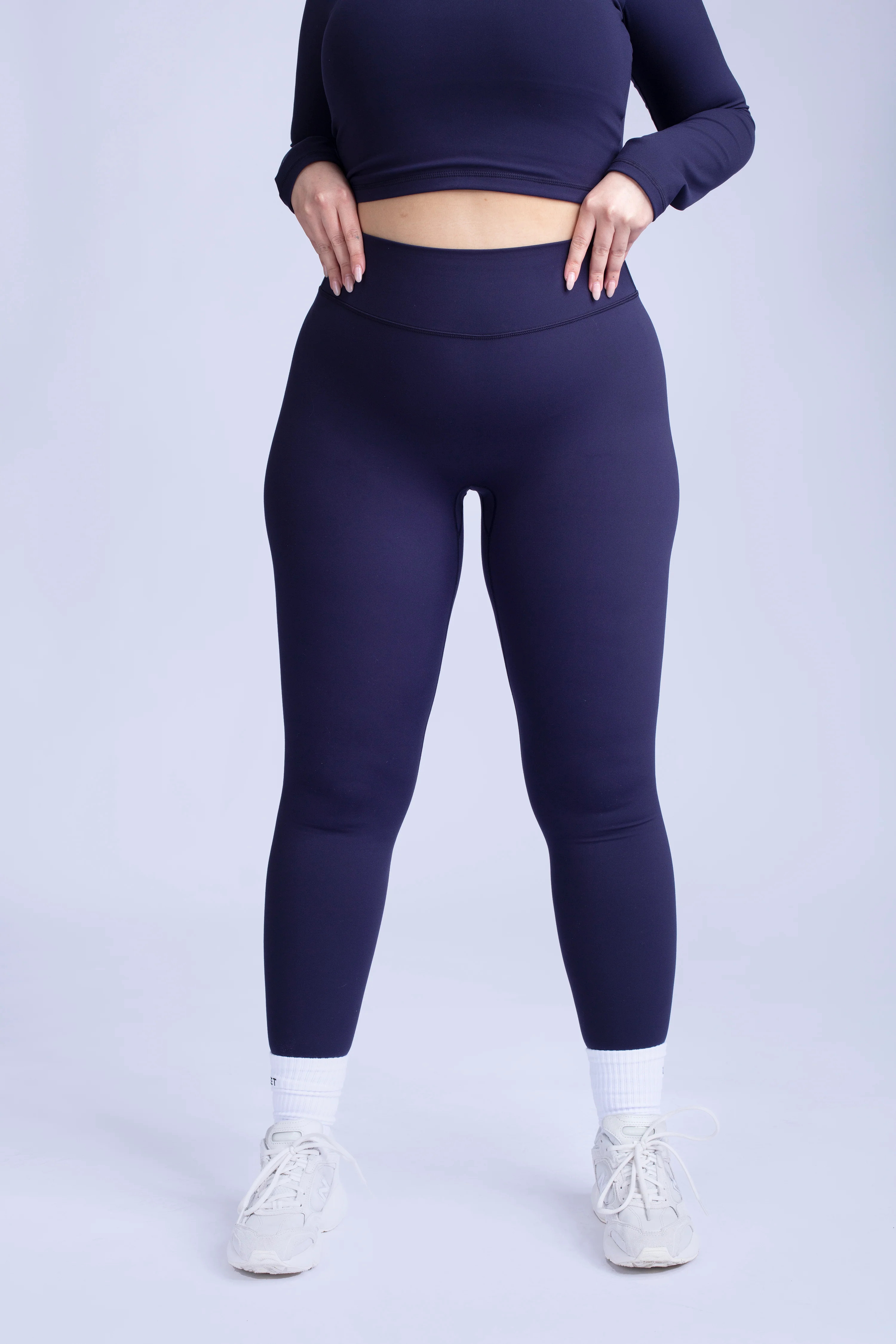 Basics V-Leggings | ONSET