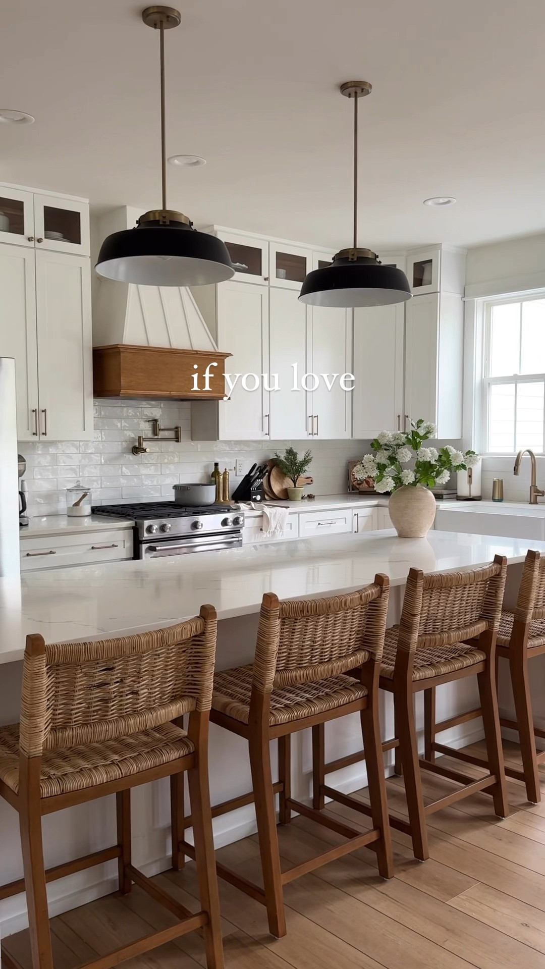 If this sounds like your vibe, let’s be friends! 🤝

I love light + airy interiors, modern traditional design with a mix of highs + lows. 

#LTKHome