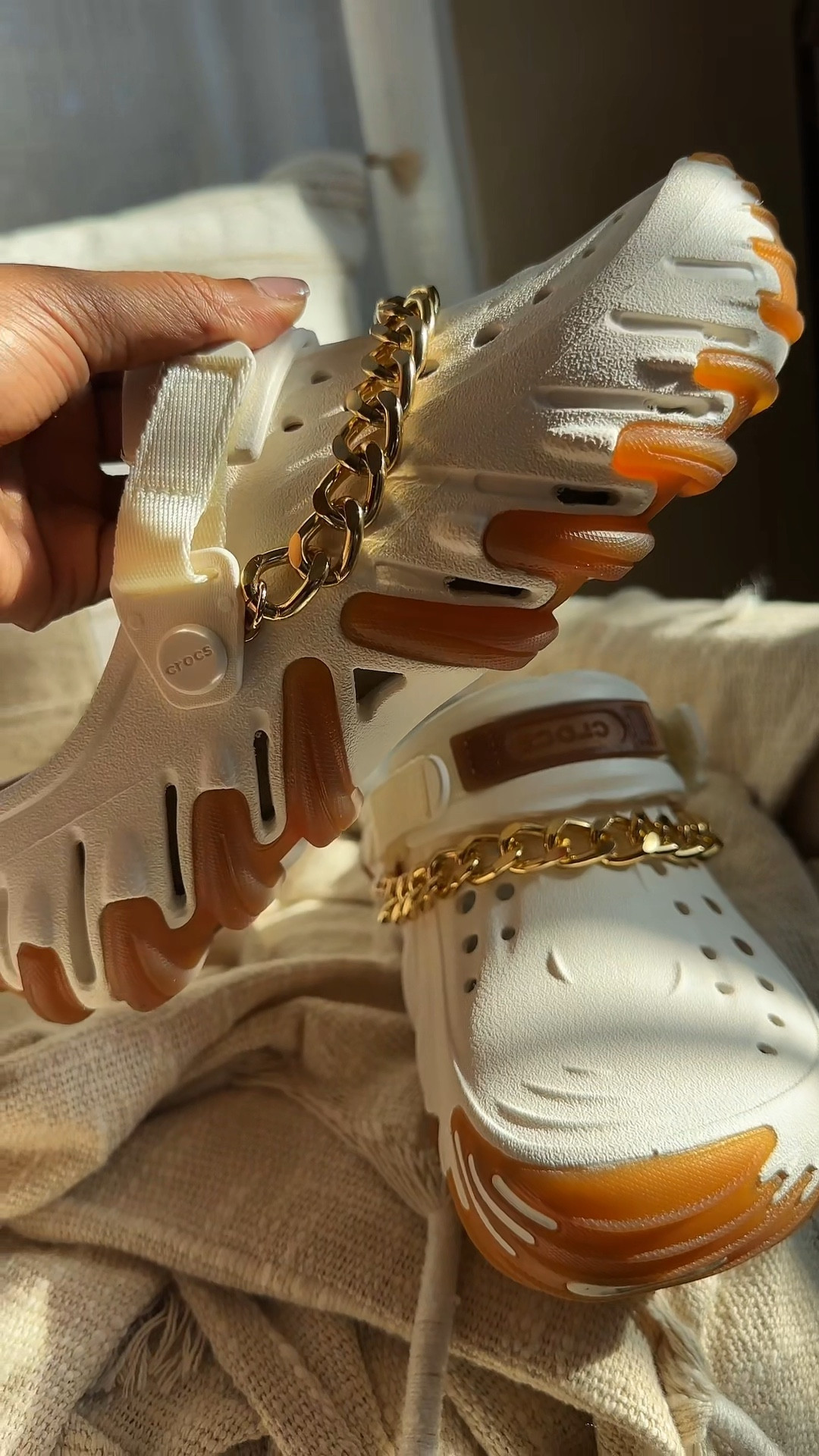 The Crocs Echo Ro are my FAAAAVVVV! ON SALE NOW 💕

#LTKGiftGuide #LTKCyberWeek #LTKSaleAlert