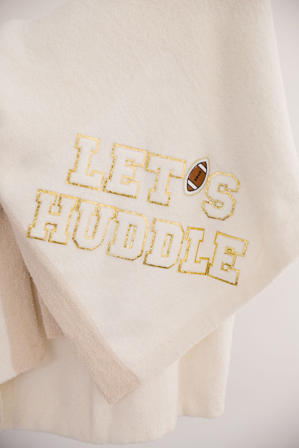 LET'S HUDDLE BLANKET | Judith March