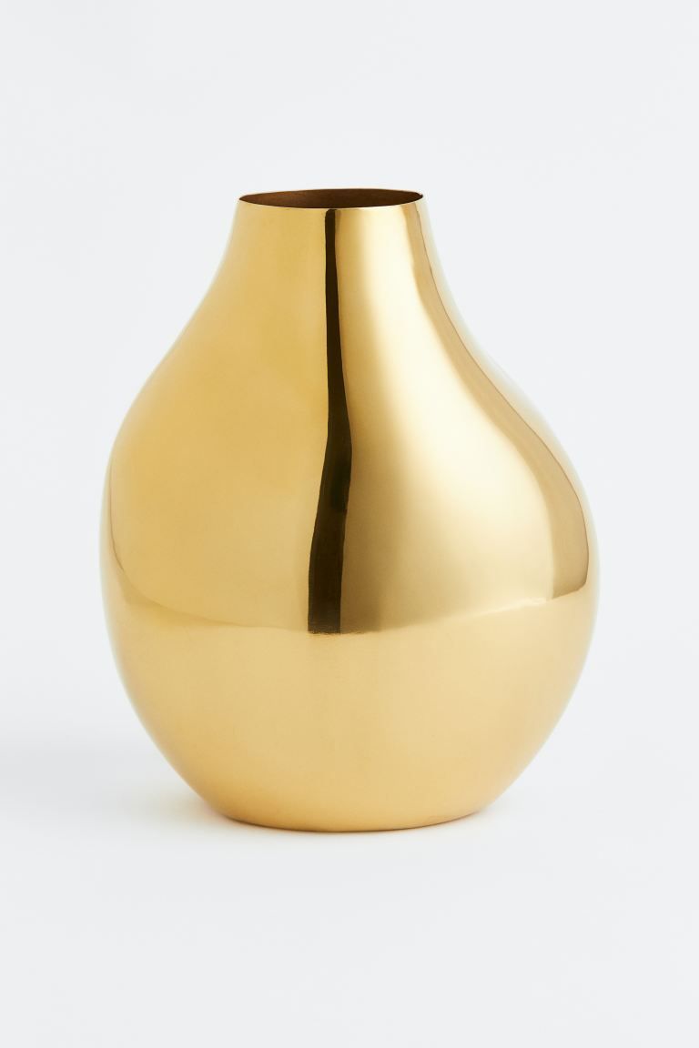 Large metal vase - Gold-coloured - Home All | H&M GB | H&M (UK, MY, IN, SG, PH, TW, HK)