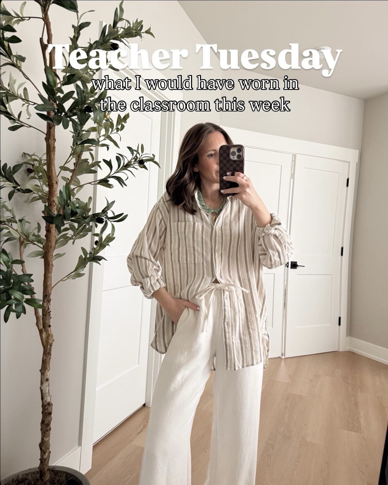 Teacher Tuesday🍎 what I would have worn in the classroom this week! 

Classroom style, teacher style, teacher outfit ideas, teacher Tuesday, spring style, outfit inspo, ways to wear 