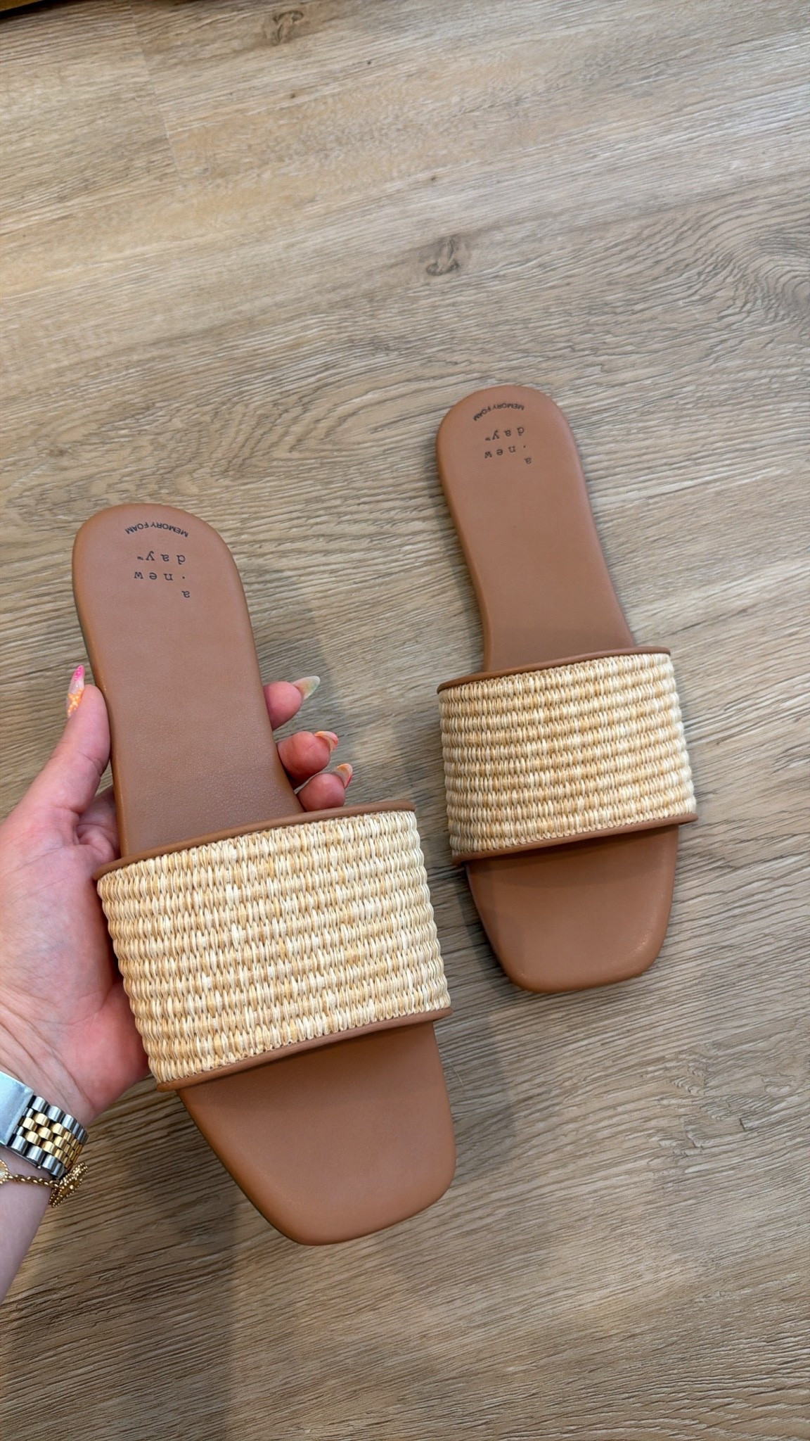 summer raffia summer slide sandals! in the size 9 and under $30!

#LTKSeasonal #LTKTravel #LTKSwim