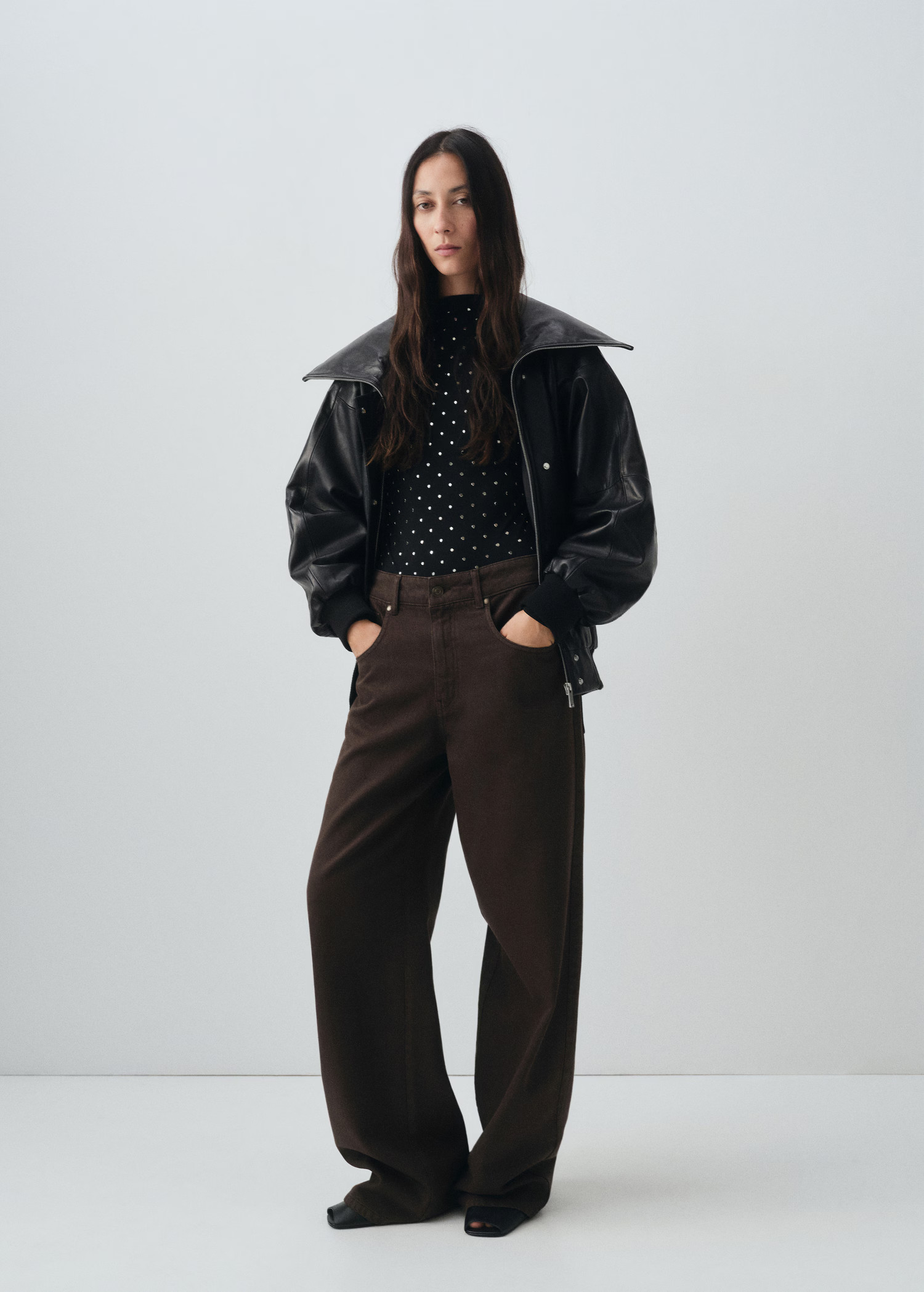 Mid-rise straight jeans - Women | MANGO United Kingdom | MANGO (UK)