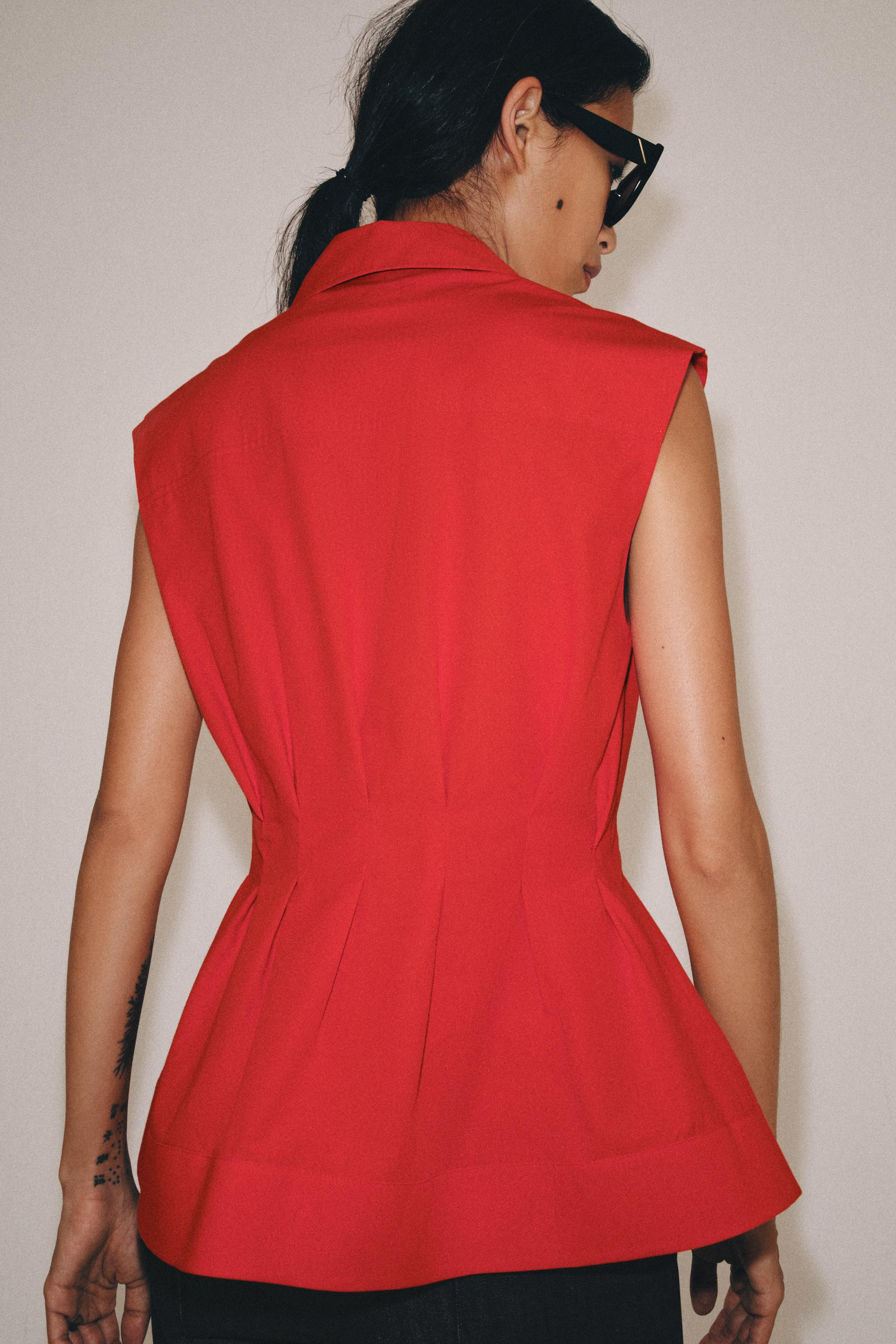 ZW COLLECTION PLEATED SLEEVELESS SHIRT | Zara US
