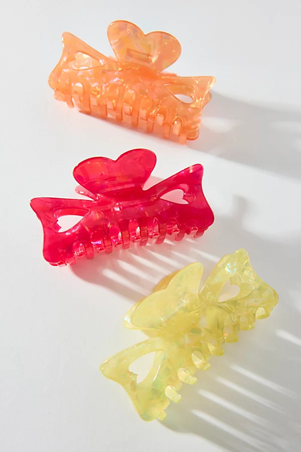Everyday Claw Clip in Pink, Women's at Urban Outfitters | Urban Outfitters (US and RoW)