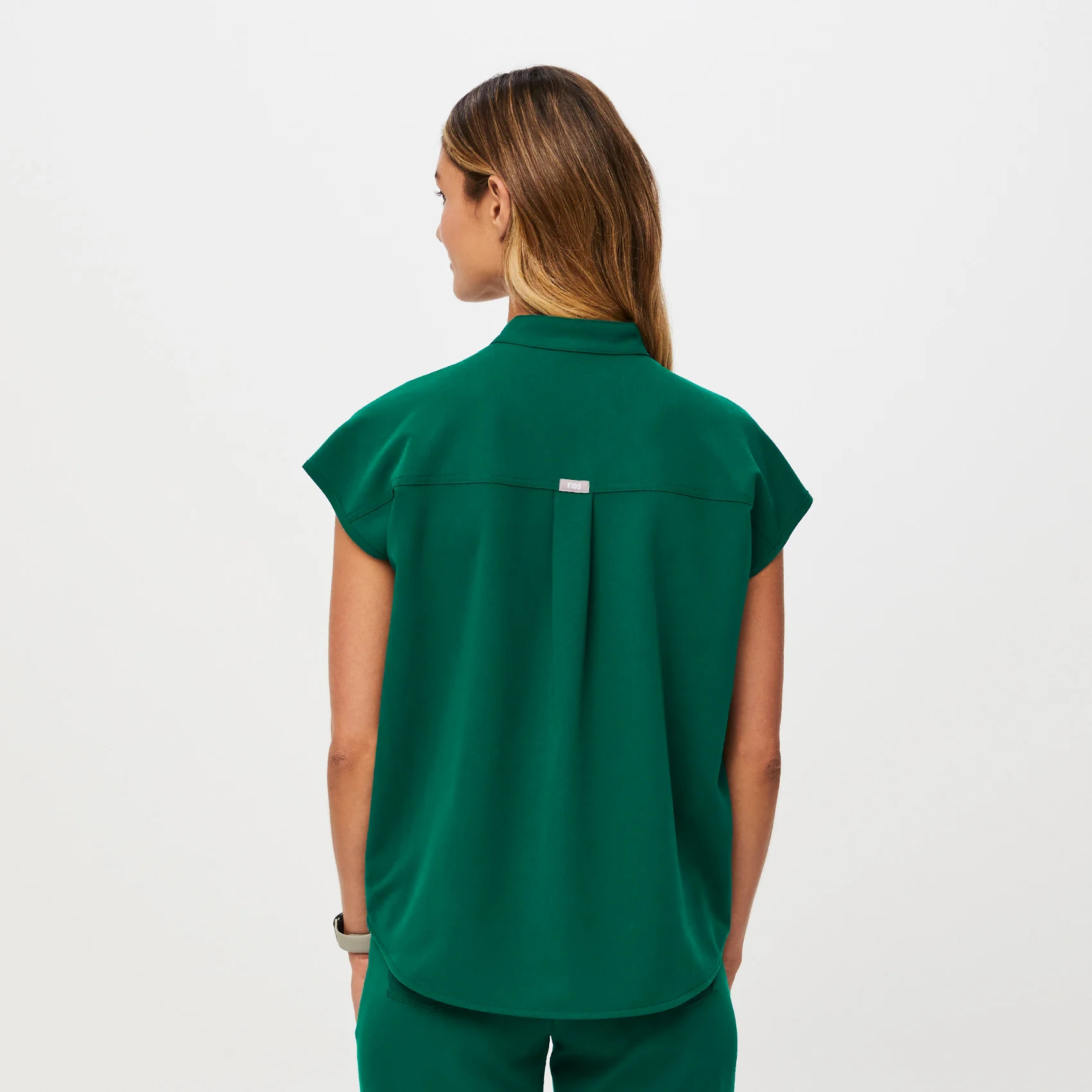 Women's Rafaela Oversized Scrub Top™ - Hunter Green · FIGS | FIGS