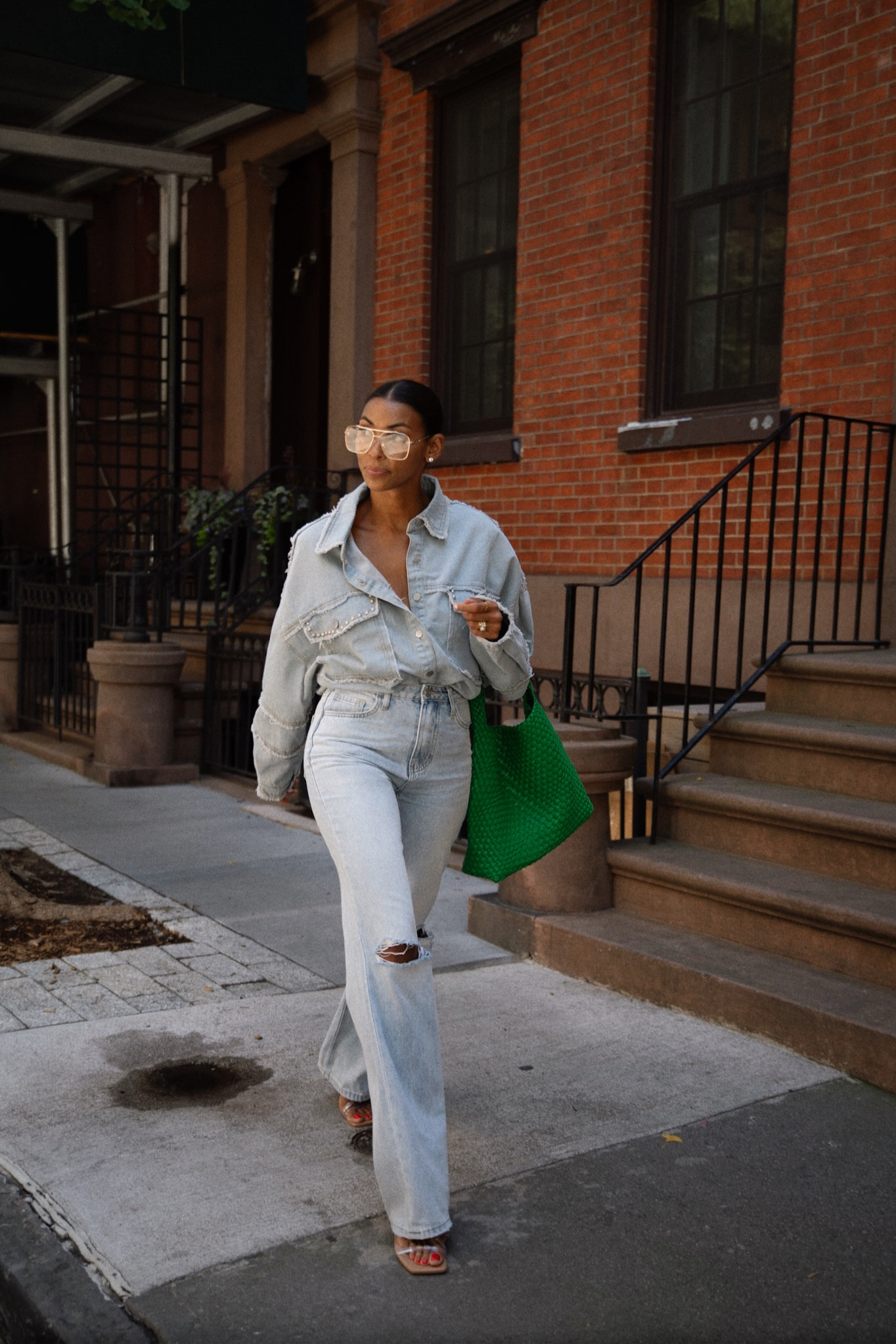 Style tips for wearing denim on denim:
✨ Opt for similar washes for a cohesive look 
✨ Add pops of colors with your accessories
✨ Play around with different silhouettes (I love going oversized) 
✨ Since it’s a neutral canvas it’s a fun way to incorporate fun accessories like my oversized glasses 

#LTKstyletip #LTKover40 #LTKunder100