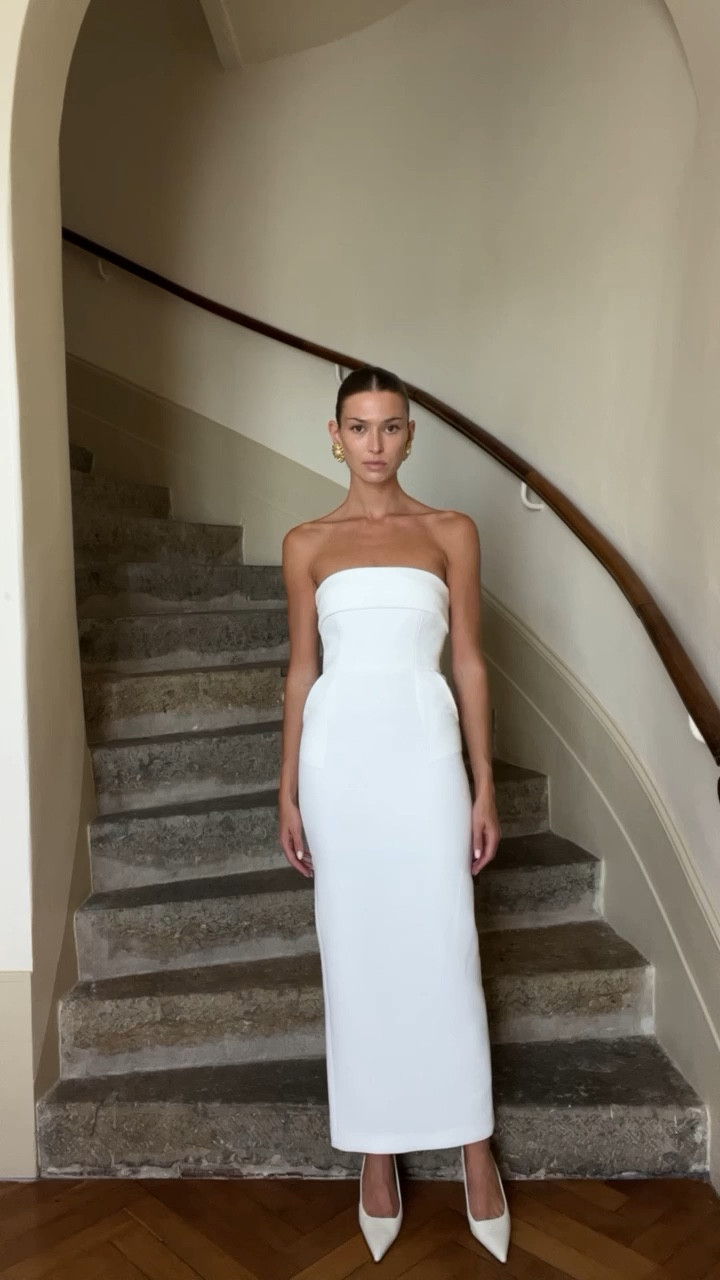 White outfit 🤍

Revolve, mango, strapless dress, white dress, maxi dress, white heels, point toe heels, all white outfit, evening outfit 

#LTKSeasonal #LTKeurope #LTKstyletip