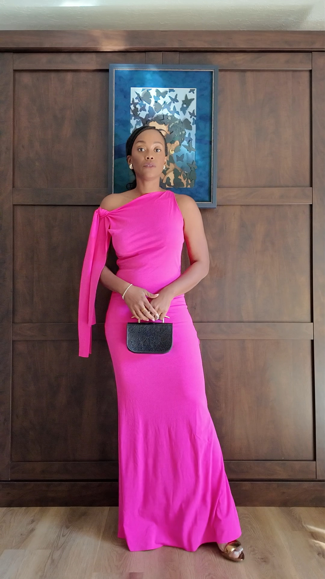 Heading to an Art Gala tomorrow and this dress is one of 3 options I tried on. Thought I’d share it with you all anyway because it may be the dress you need for your next function :) . The bag is from Zara . 

#LTKShoeCrush #LTKItBag #LTKFindsUnder50