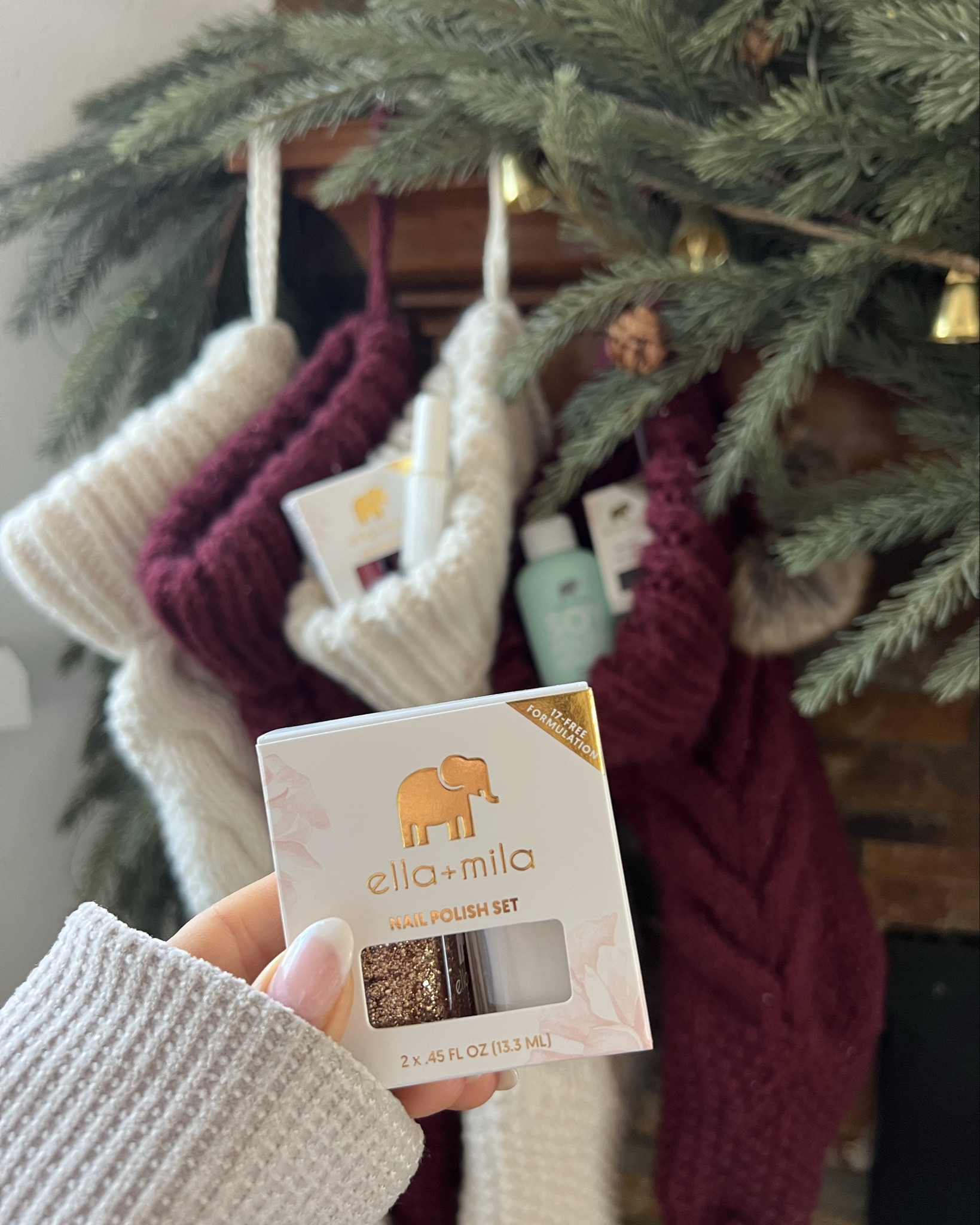 Last minute gift idea -> snag these clean beauty polish sets at CVS!

@ellamila@cvspharmacy #ellamilaholiday #ad

#LTKHoliday #LTKGiftGuide #LTKselfcare