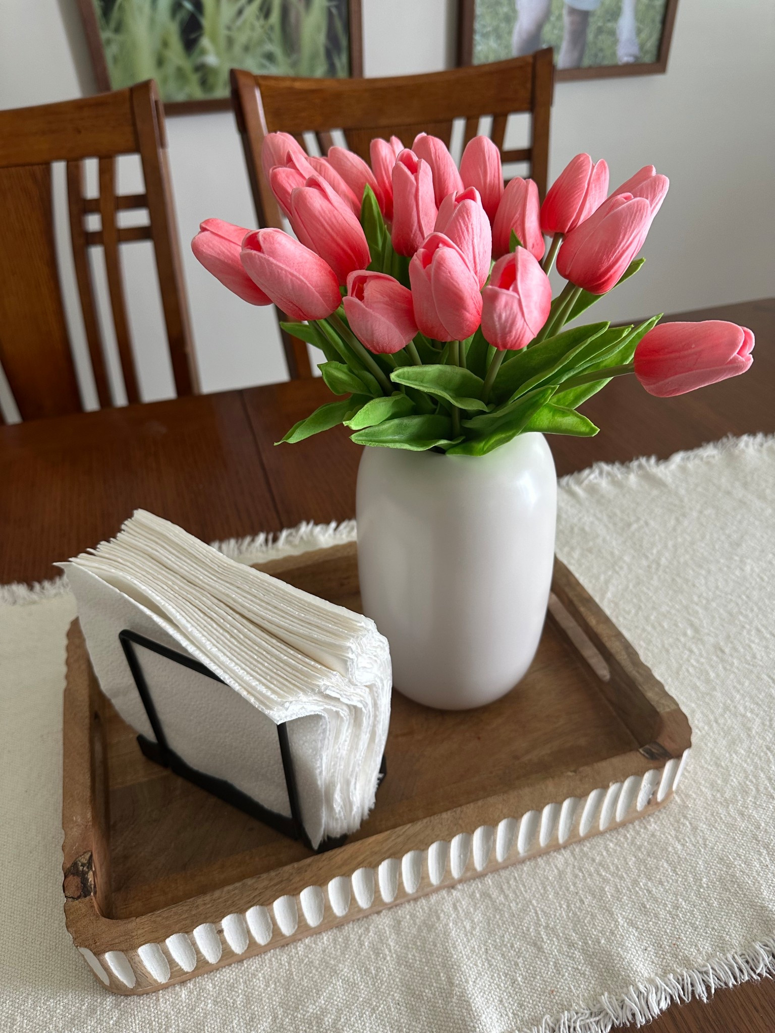 adding touches of spring throughout the house 🌷