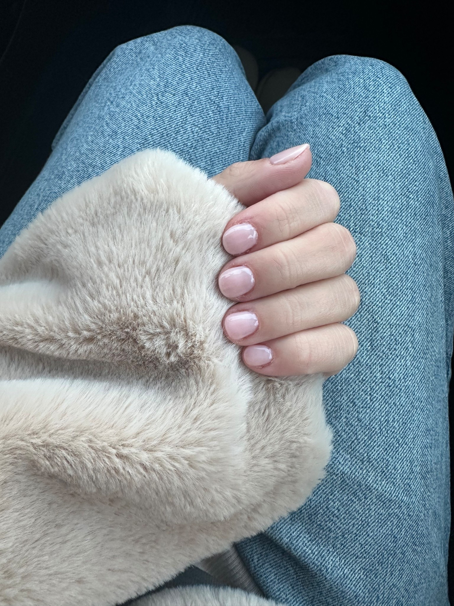 The perfect neutral milky pink gel nail manicure!! 