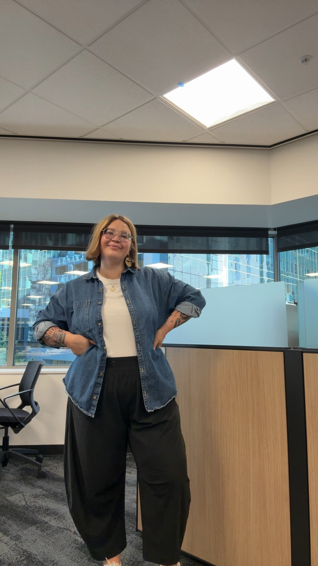 Me and denim shirhandshake

#LTKShoeCrush #LTKMidsize #LTKFindsUnder50