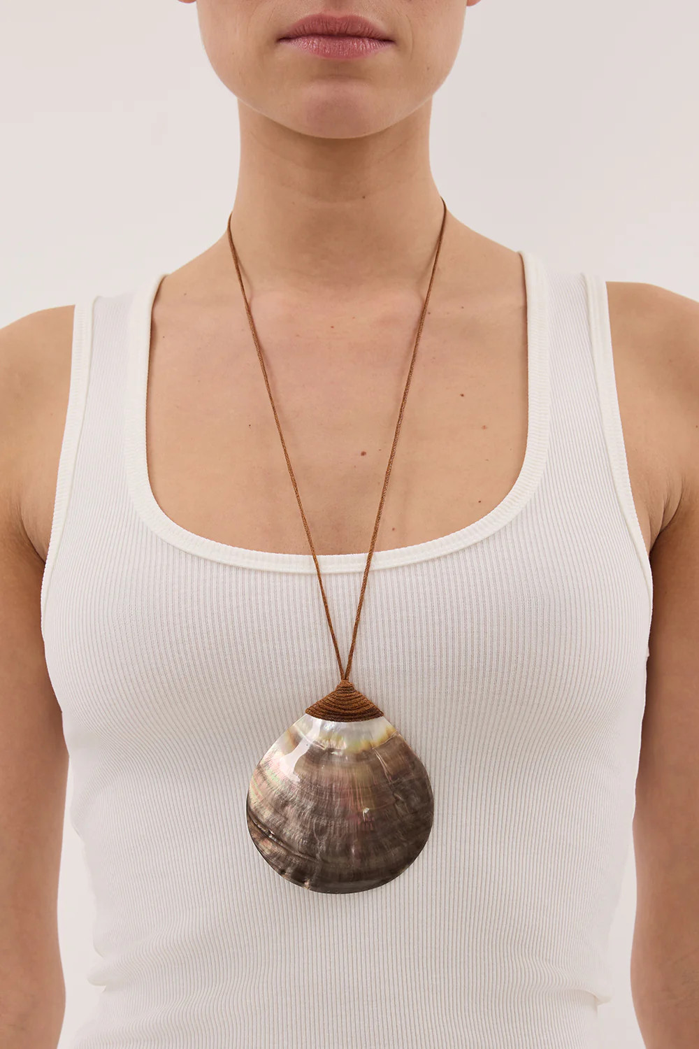 BALI TAILOR LA PAREO NECKLACE IVORY | DISSH