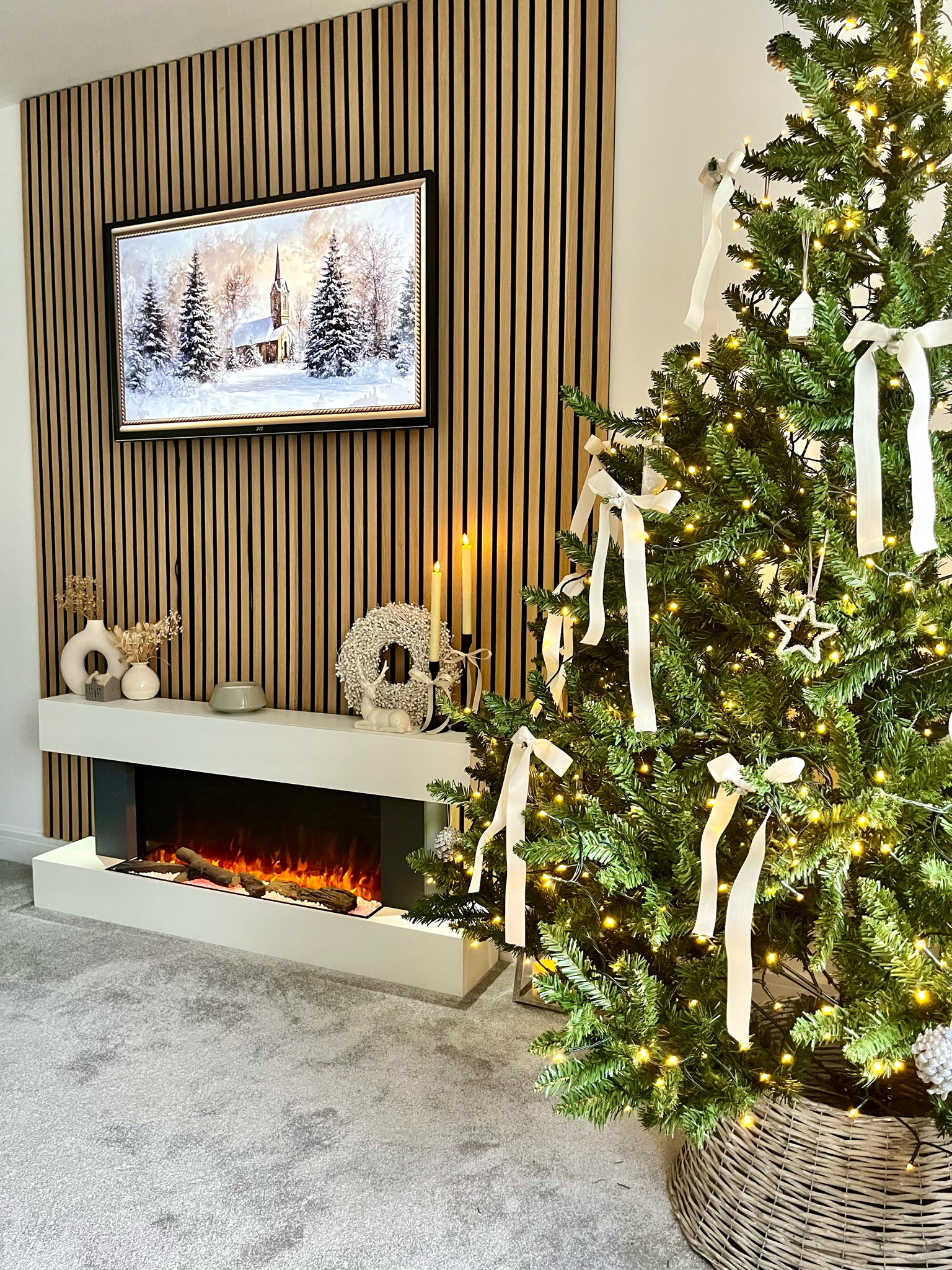 Christmas tree inspo, neutral Christmas decorations, cosy home decor 

#LTKuk #LTKhome #LTKwinter