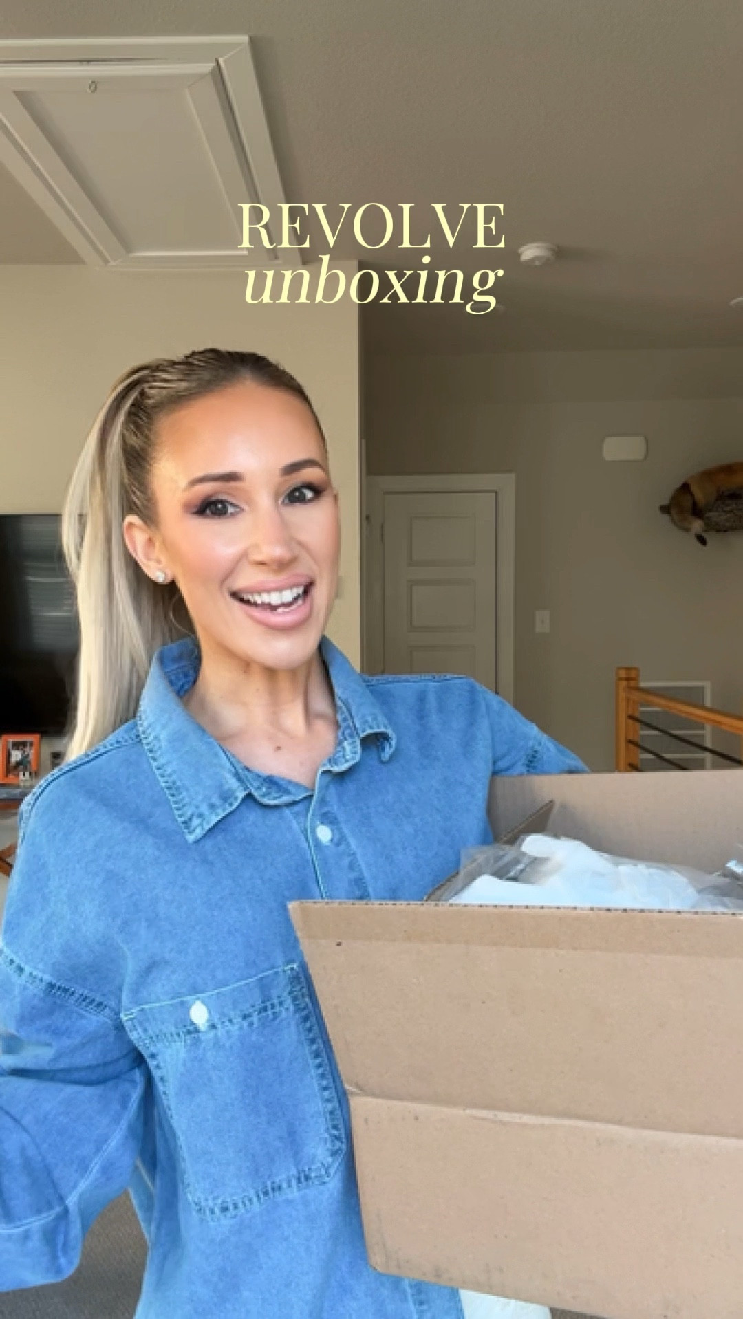 @Revolve sent me a few pieces for spring! Every piece in my order is under $120✨ 

Sizing for reference:
XXS in track pants
XXS in matching set
XXS in jacket

Revolve haul. Unboxing. Wardrobe staples. Capsule wardrobe. Basics. Matching set. Spring style. Shopping haul. Revolve finds under $100. Style inspo