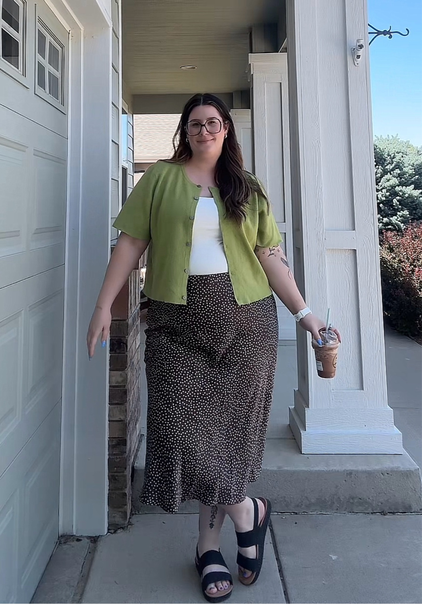 My favorite short sleeve cardigan💚

#LTKSeasonal #LTKWorkwear #LTKPlusSize