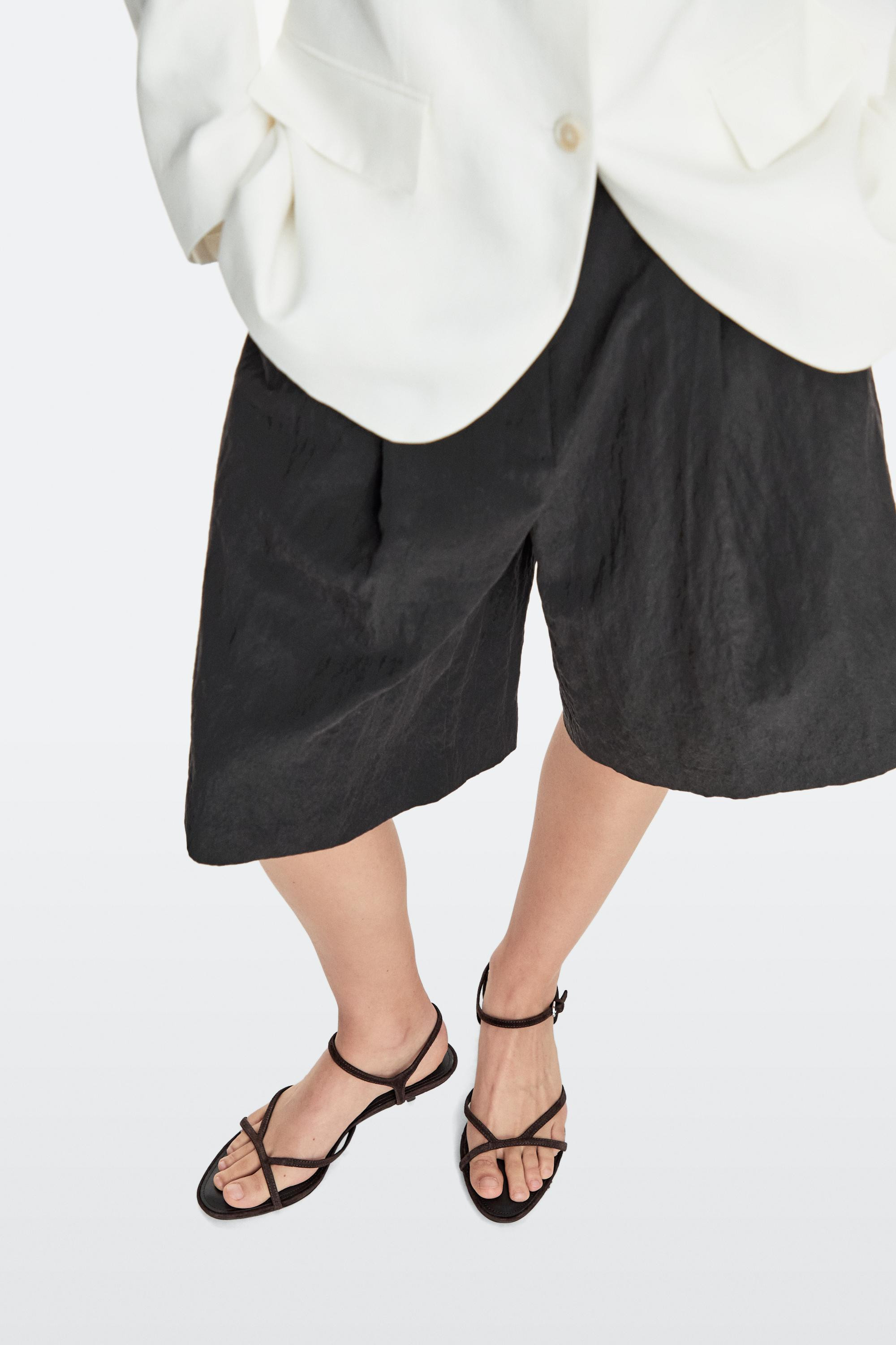 Leather low-heel sandals | Zara US