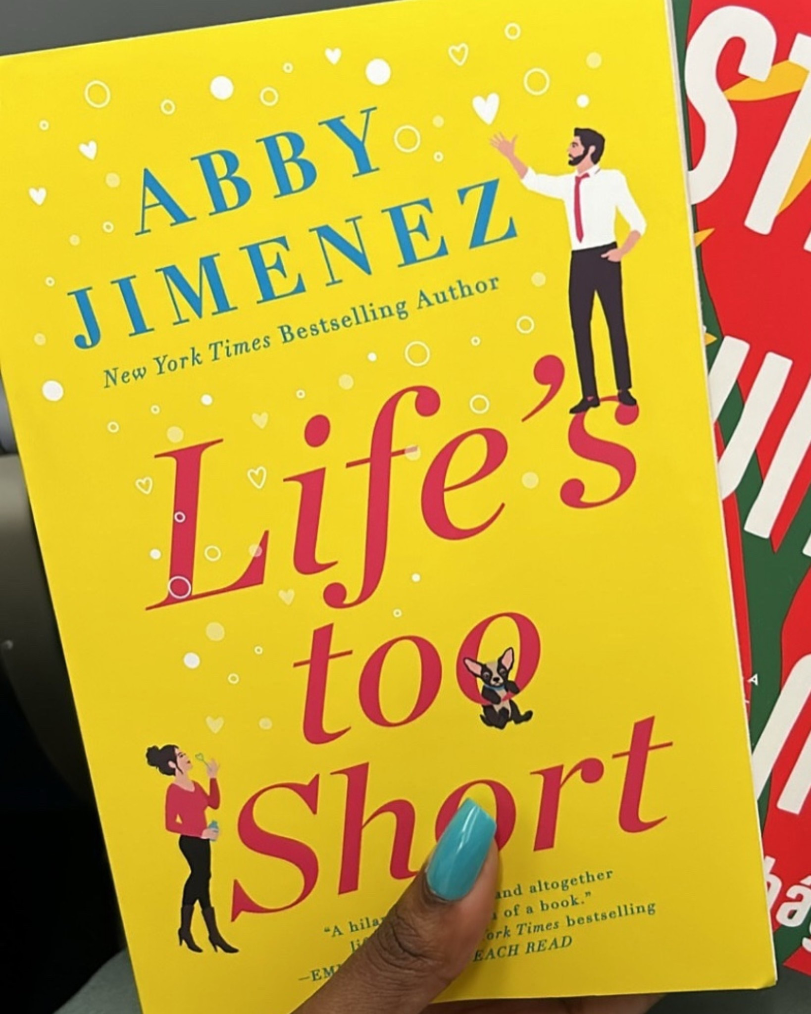 First time reading a book by Abby Jimenez and it was really good! I’m planning to read another one just off her cute covers alone lol But this book was a great reminder that sometimes we get in our own way. While trying to control everything we can sabotage our happiness. Also idk who needs to hear this but if you’re someone that find it hard to accept help when you need it and someone is happily offering it…cut it out lol Overall great read👍🏾