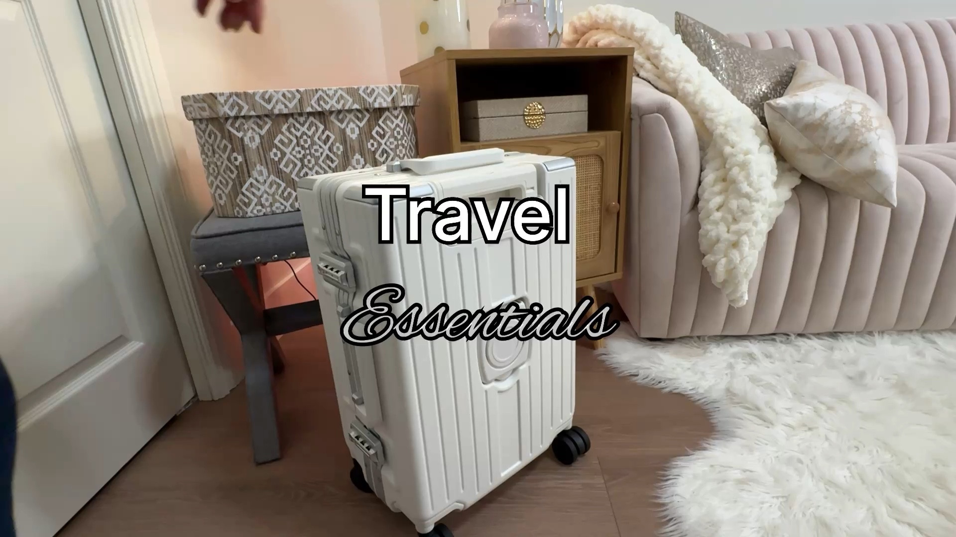 Travel carry on luggage with lots of compartments and perfect for electronics   Get Away with this piece and it's #onsalenow

Amazon finds 
#viralsuitcase #viraluggage #trendingsuitcase 
White hard case luggage durable wheels holds laptop and power cords 

#LTKtravel #LTKhome #LTKworkwear