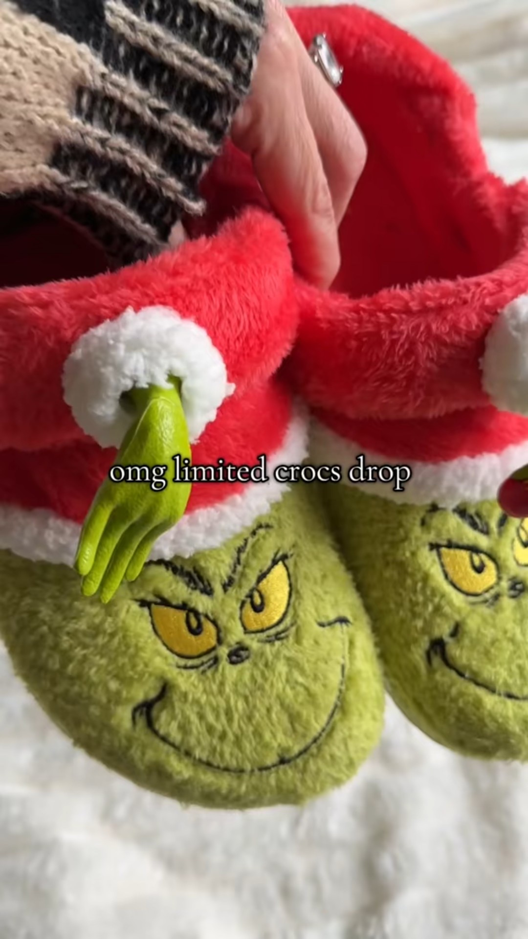 The coziest holiday clogs with the softest lining and the cutest Grinch details. Warm, plush, and perfect for festive errands, gifting, or matching family pajamas. Limited seasonal drop—these always go fast.

#grinchclogs #holidaycrocks #cozylinedclogs #christmasslippers #festivefootwear #holidaygiftsideas #wintercozy

#LTKGiftGuide #LTKSeasonal #LTKHoliday