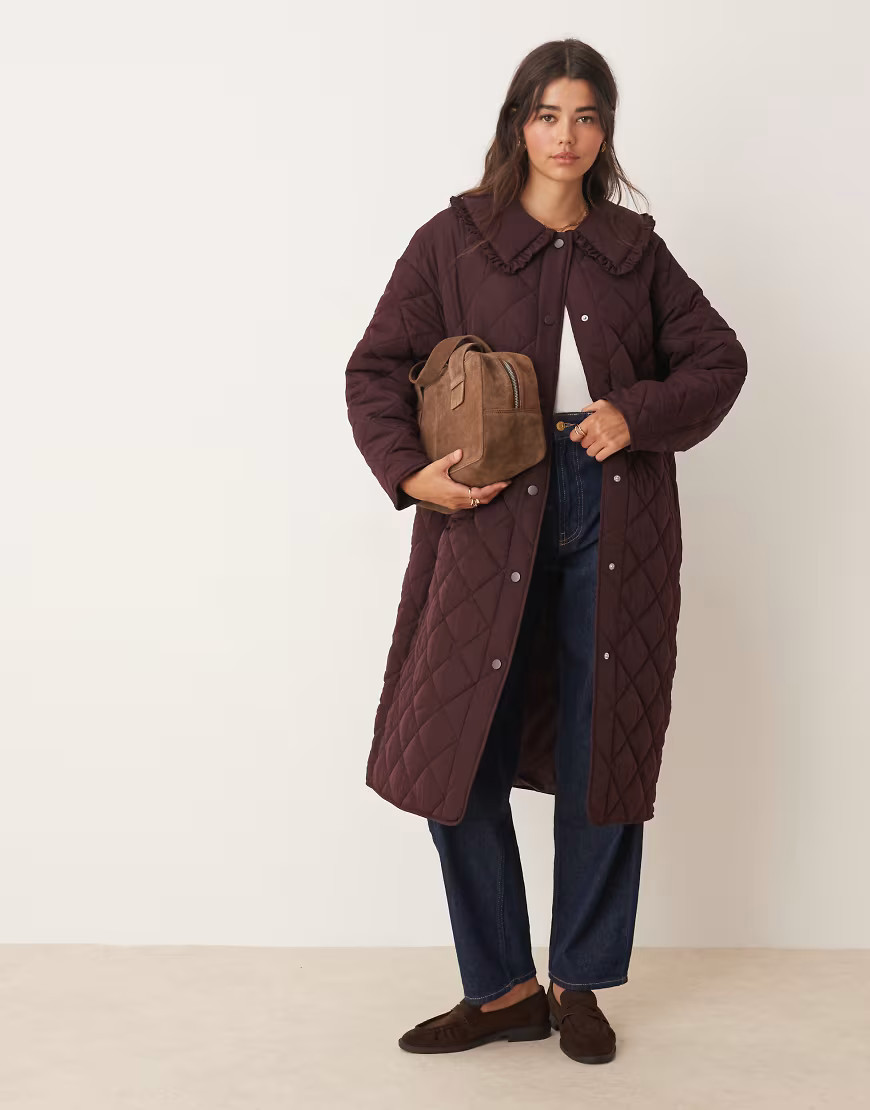 Miss Selfridge quilted maxi coat in plum-Purple | ASOS (Global)