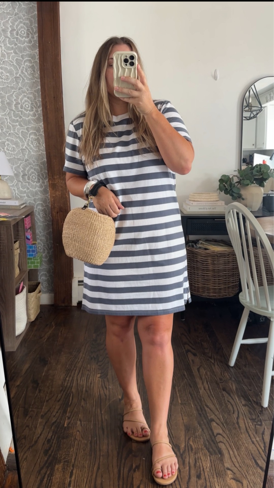 This dress from old navy is such a win! 100% cotton & lightweight. 

Wearing a medium in regular length ( im 5’3) in the dress. 

Runs a little roomy but i love the fit. I like my tshirt dresses to graze my body not cling 🙌