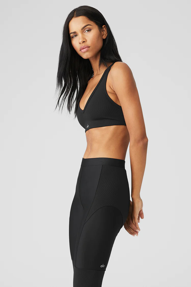Airlift Ribbed Jump Start V-Neck Bra | Alo Yoga (US)