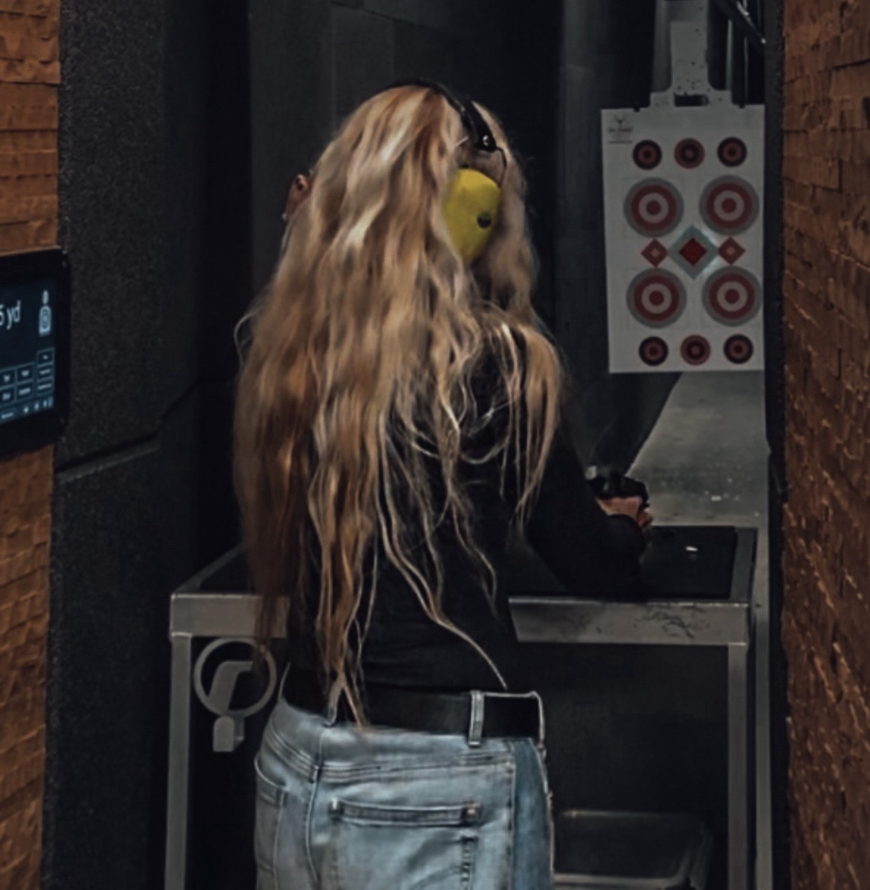 So if you follow me on my stories, you know that these jeans got paint all over them so I found these new ones and they are my absolute new favorites. They are lightweight baby blue denim with a 70s vibe with the wide leg wear them baggy with your favorite white T-shirt or a tank top or even a black turtleneck this fall.

#LTKHoliday #LTKgrwm #LTKSeasonal