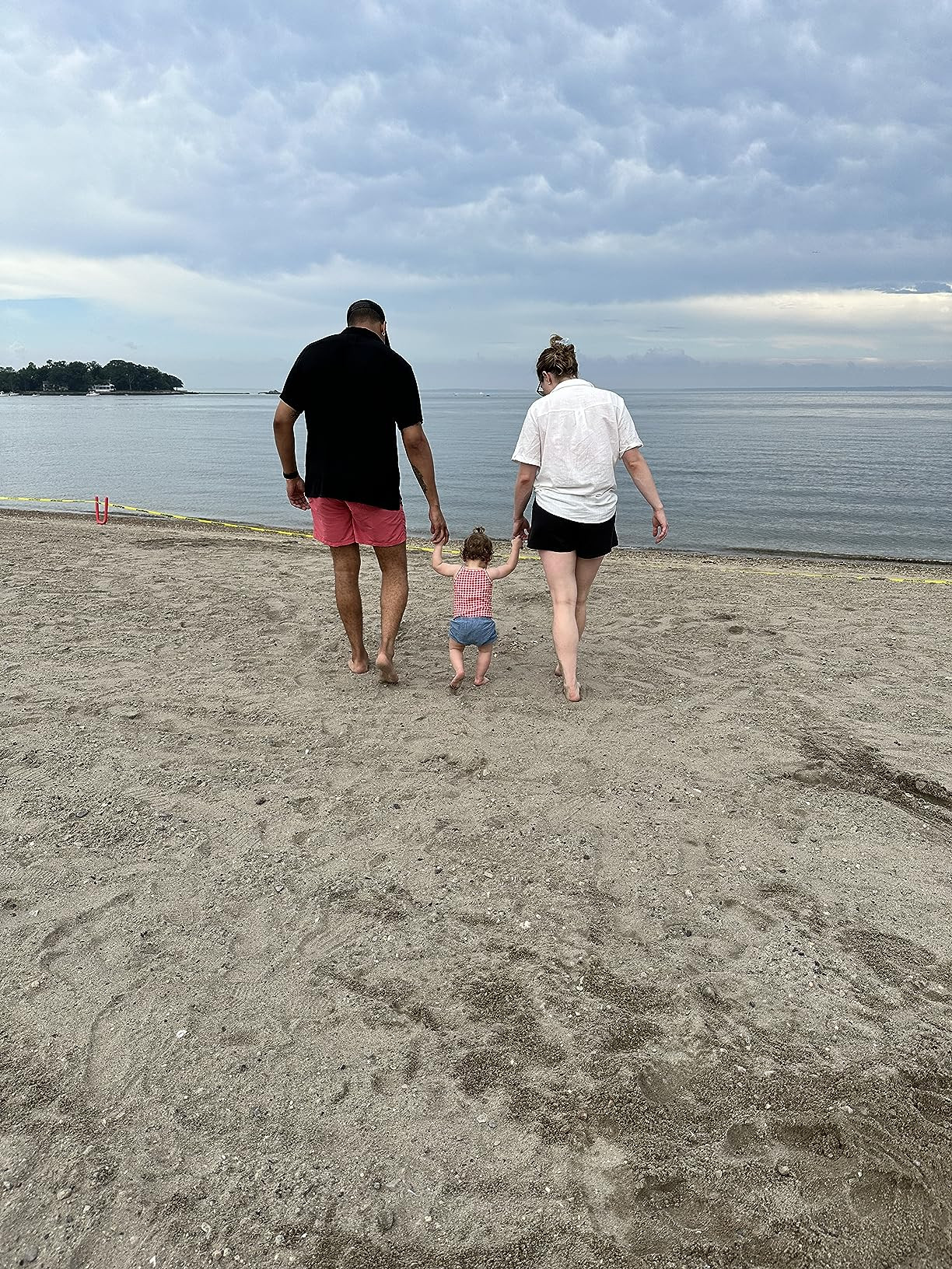 HOTOUCH Linen Button Down Shirt Women Roll-Up Cuffed Short Sleeve Blouses V Neck Collared Shirts ... | Amazon (US)