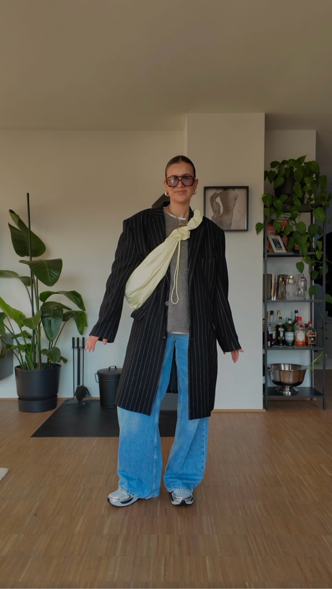 Layering im winter + wide leg denim 🤝Alternativen verlinkt 🫶
Tasche: GOT BAG - CODE: LISALXNGE10 (anzeige)

#LTKwinter #LTKdeutschland #LTKstyletip