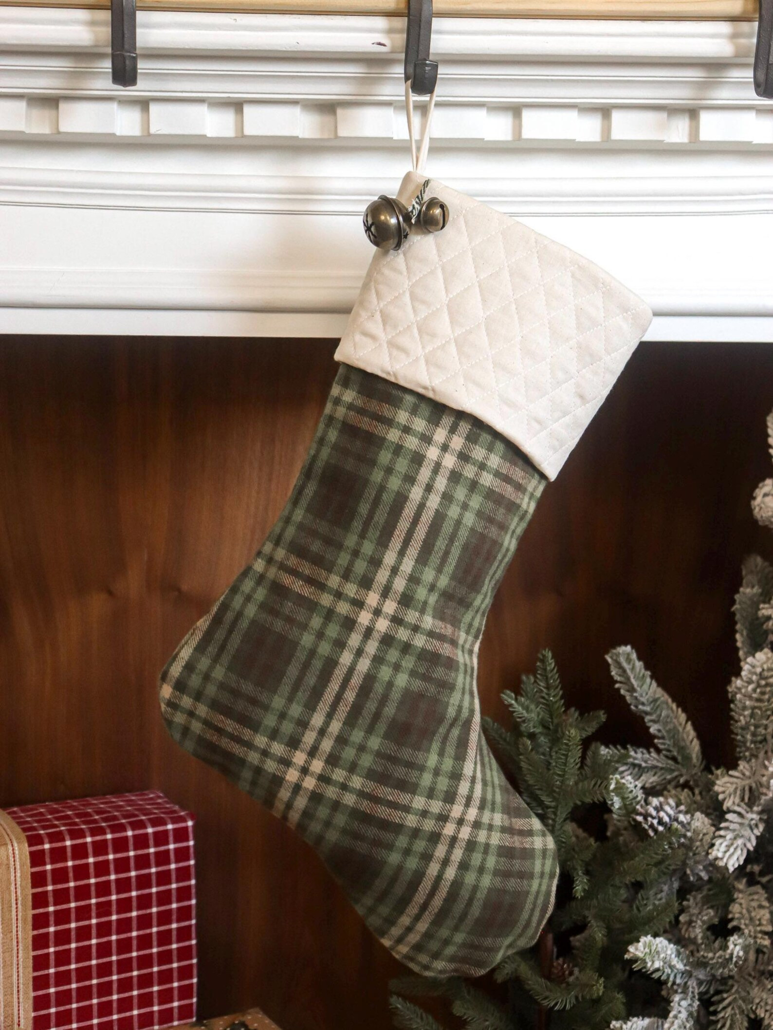 Personalized Plaid Flannel Christmas Stocking, Farmhouse Christmas Decor - Etsy | Etsy (US)