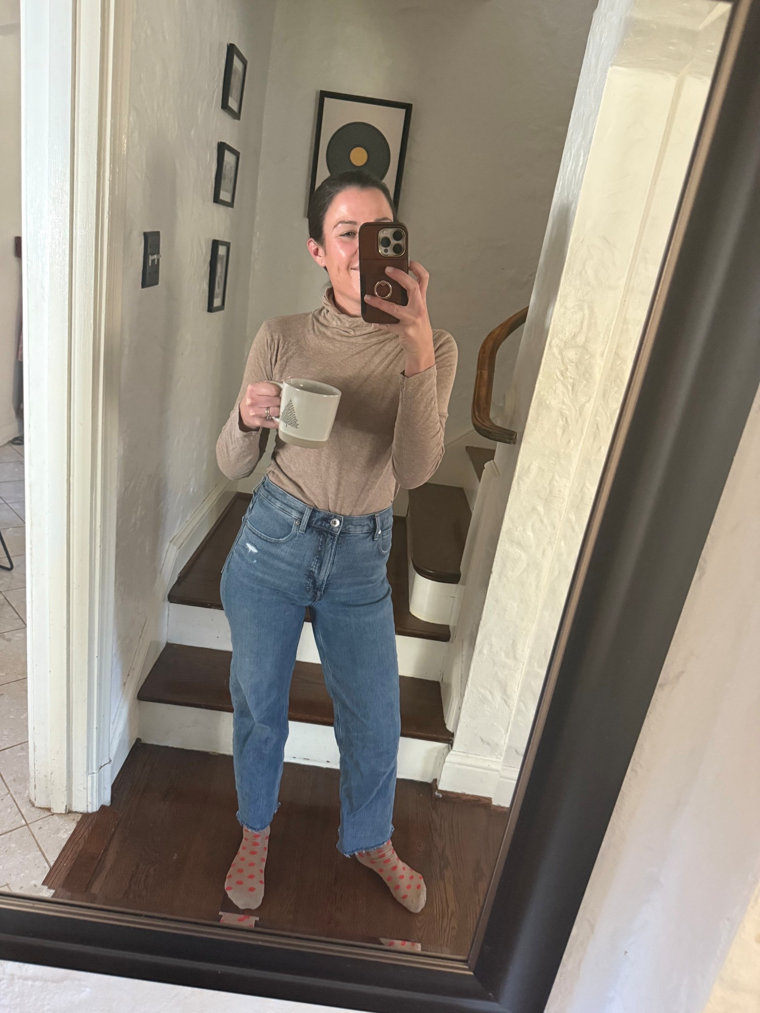 Everlane jeans and tissue turtlenecks on repeat 

#LTKSeasonal #LTKStyleTip #LTKFindsUnder100