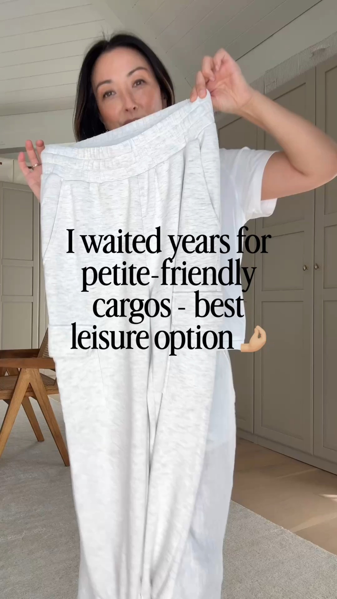 The best leisure cargos of all time. These are so elevated and flattering.  

Varley cargos 24” xs
Everlane tee medium
Zara jacket xs - old
Dolce vita sneakers 6 - run a full size small
Polo Ralph Lauren hat
 Mansur Gavriel  tote - sold out

#LTKmomlife #LTKPetite #LTKOver40