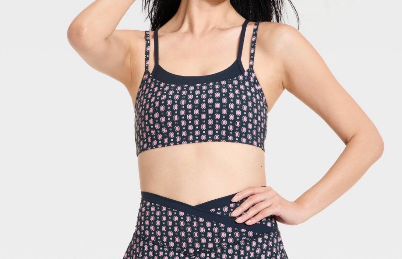 I’m so obsessed with these layered sports bras! Wearing my true size medium @Target 

#LTKmorningroutine #LTKselfcare #LTKgrwm