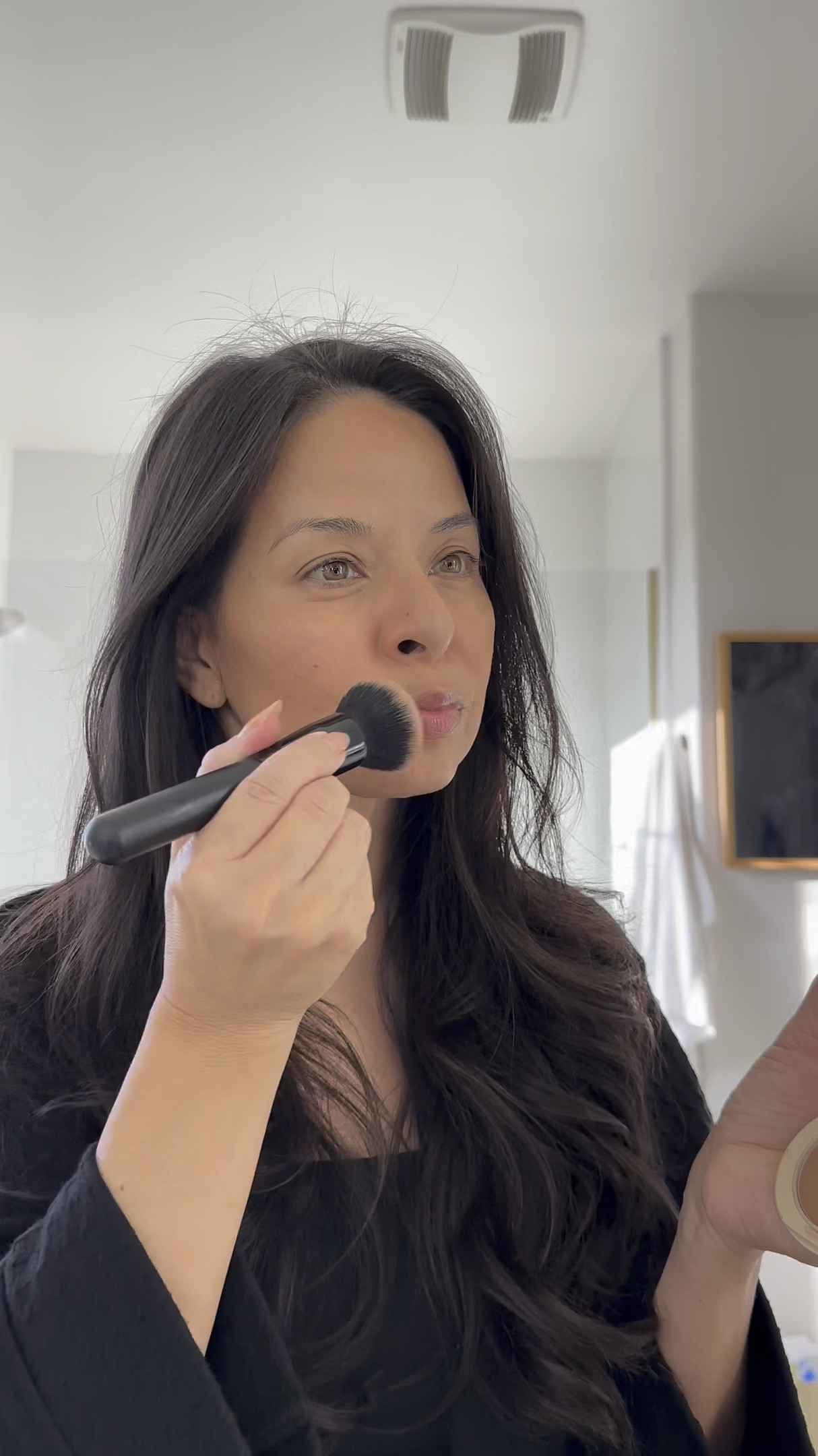 Christian Dior Bronzer
Elf Powder brush

#LTKOver40 #LTKBeauty #LTKGiftGuide