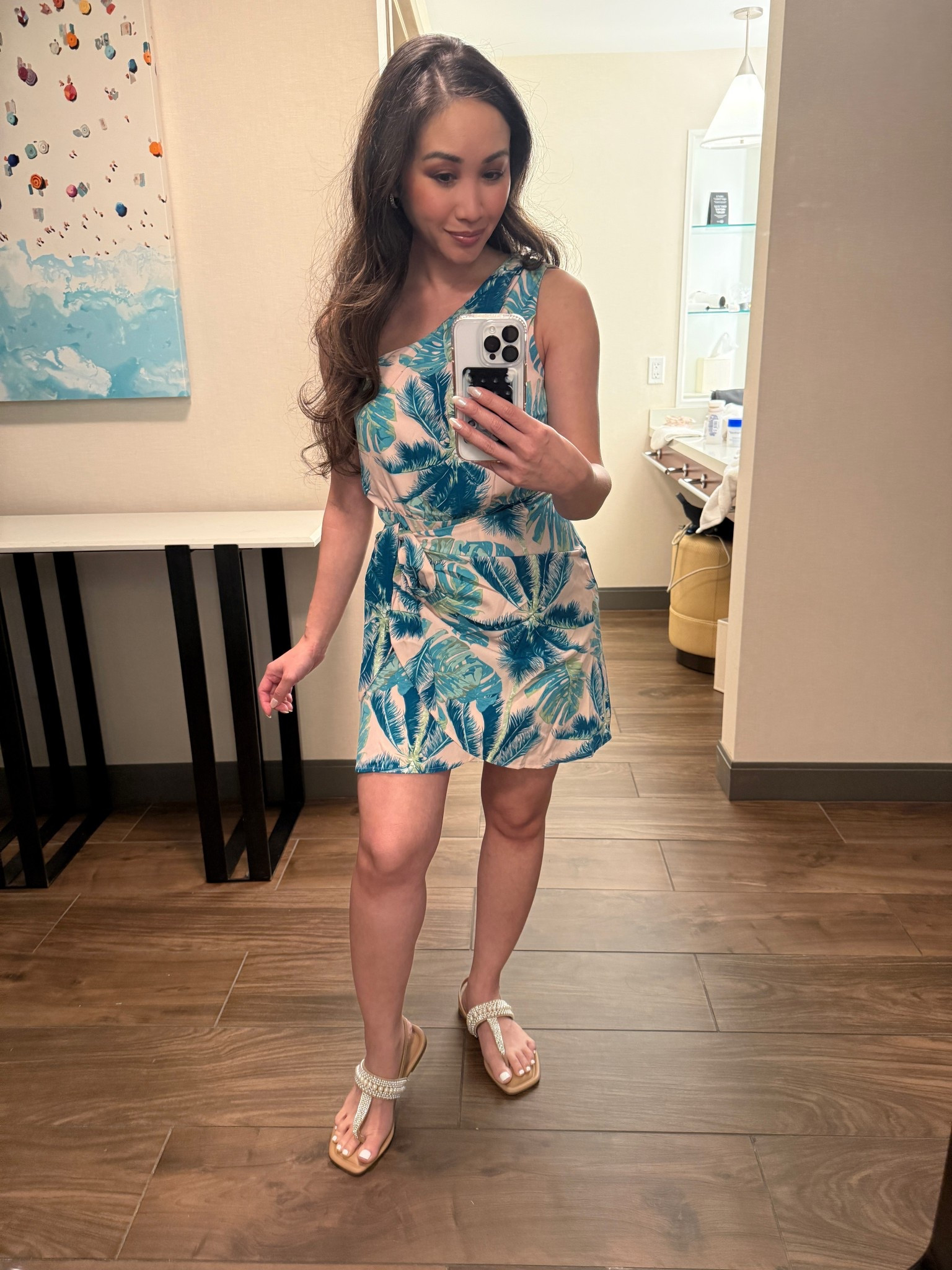 East coast summer in Florida. Tropical dress. Sandals are from Primark but I’ll link one that’s similar