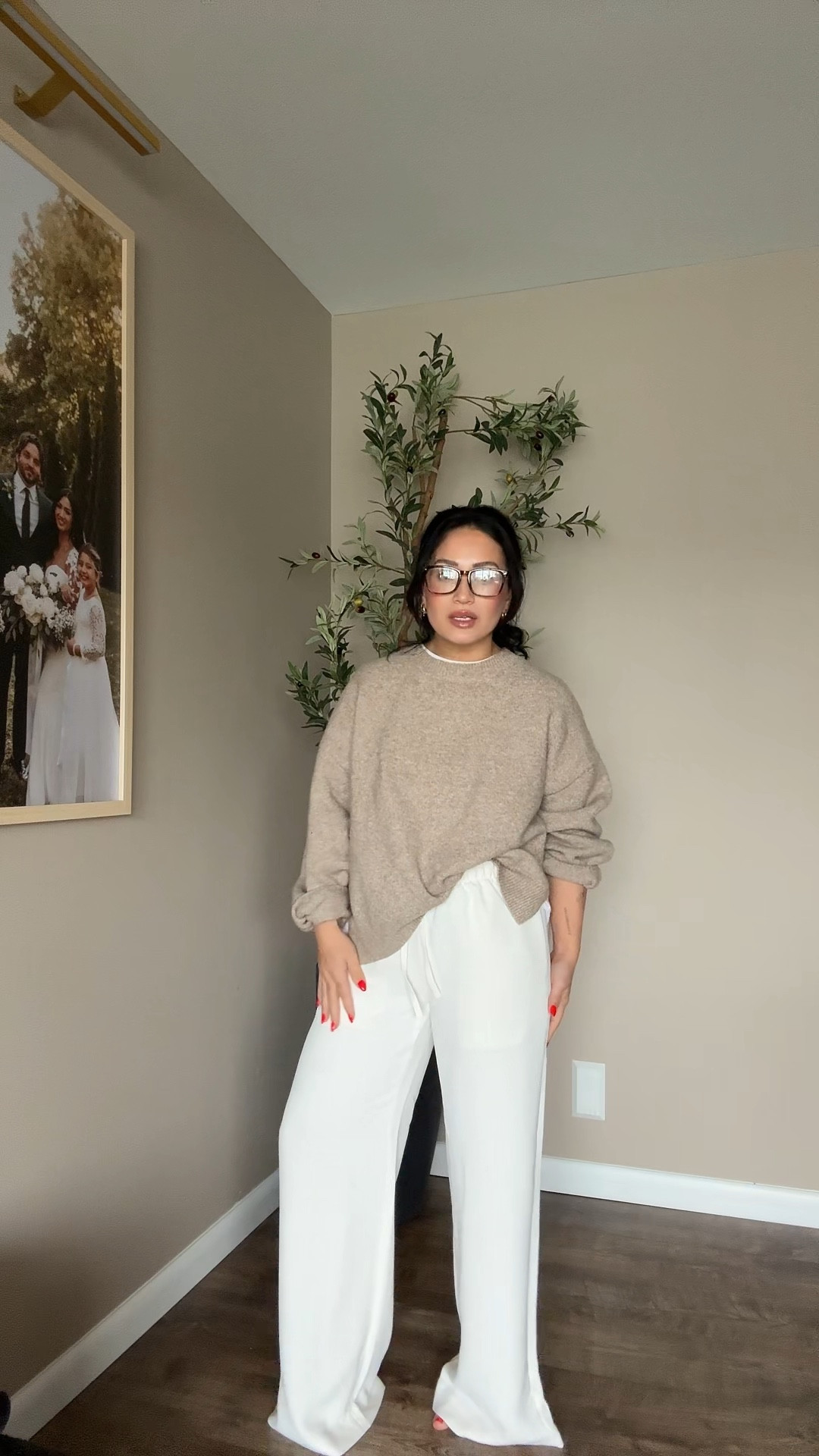 Ok spring and summer pant PERFECTION. Think of these as a linen pants older, more sophisticated sister🤌🏼 #aritzia 

#LTKPetite