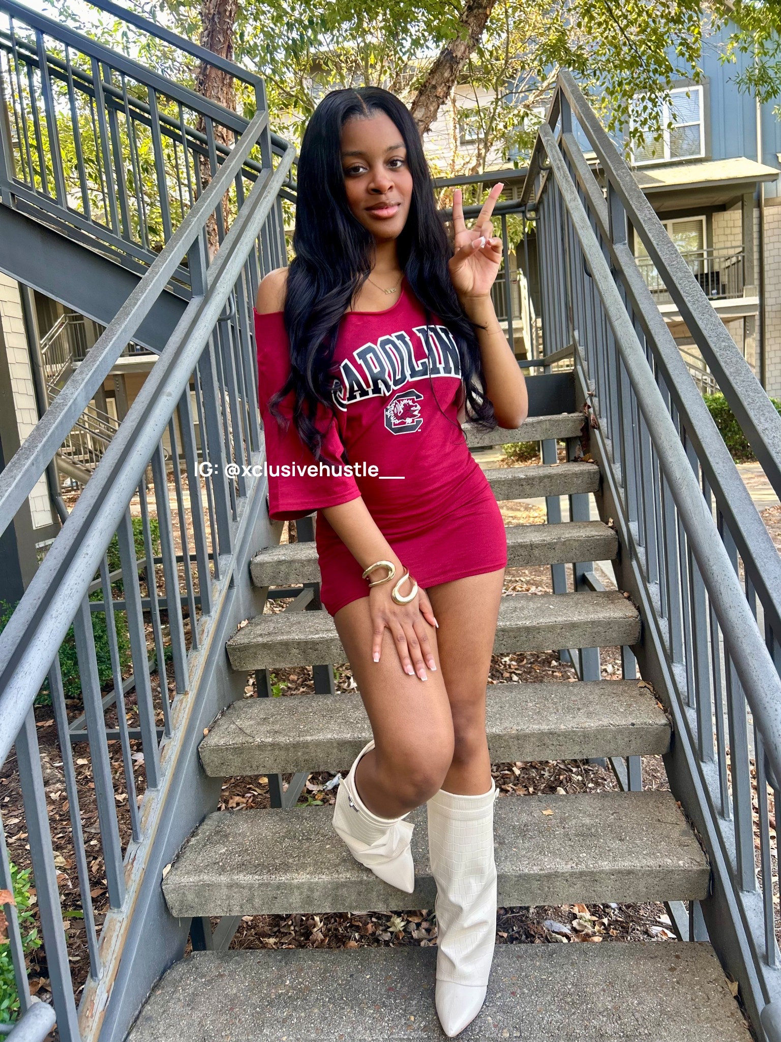 I made the dress myself follow my IG . The boots and jewelery was a nice touch 😍


#LTKootd