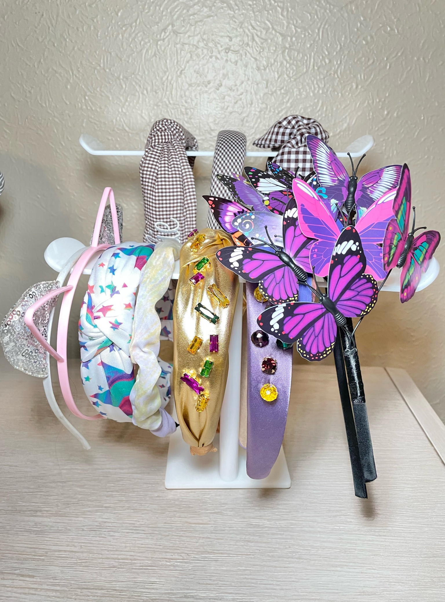 Headband + Scrunchie Organizer 

#LTKfamily #LTKkids #LTKbeauty