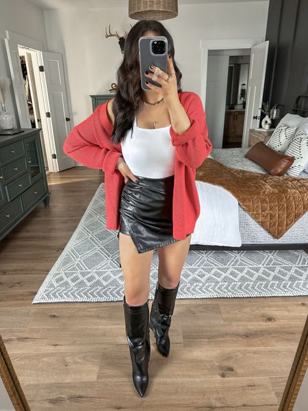 Bodysuit — xs
Cardigan — small
Skort — small

Holiday outfits | Christmas outfits | holiday style | patent leather leggings | pearl heels | dressy holiday outfits | date night outfit



#LTKSeasonal #LTKshoecrush #LTKfindsunder50