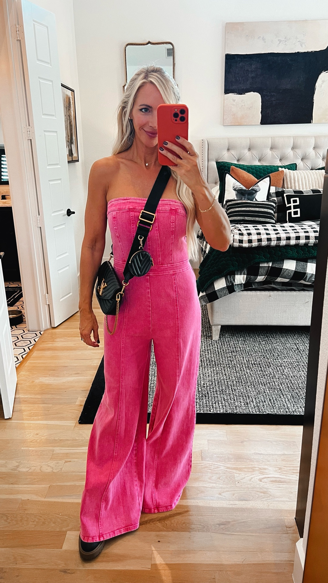 Denim jumpsuit that comes in 5 different colors! Get 30% off with HEIDIB30 

#LTKFindsUnder100 #LTKOver40 #LTKStyleTip