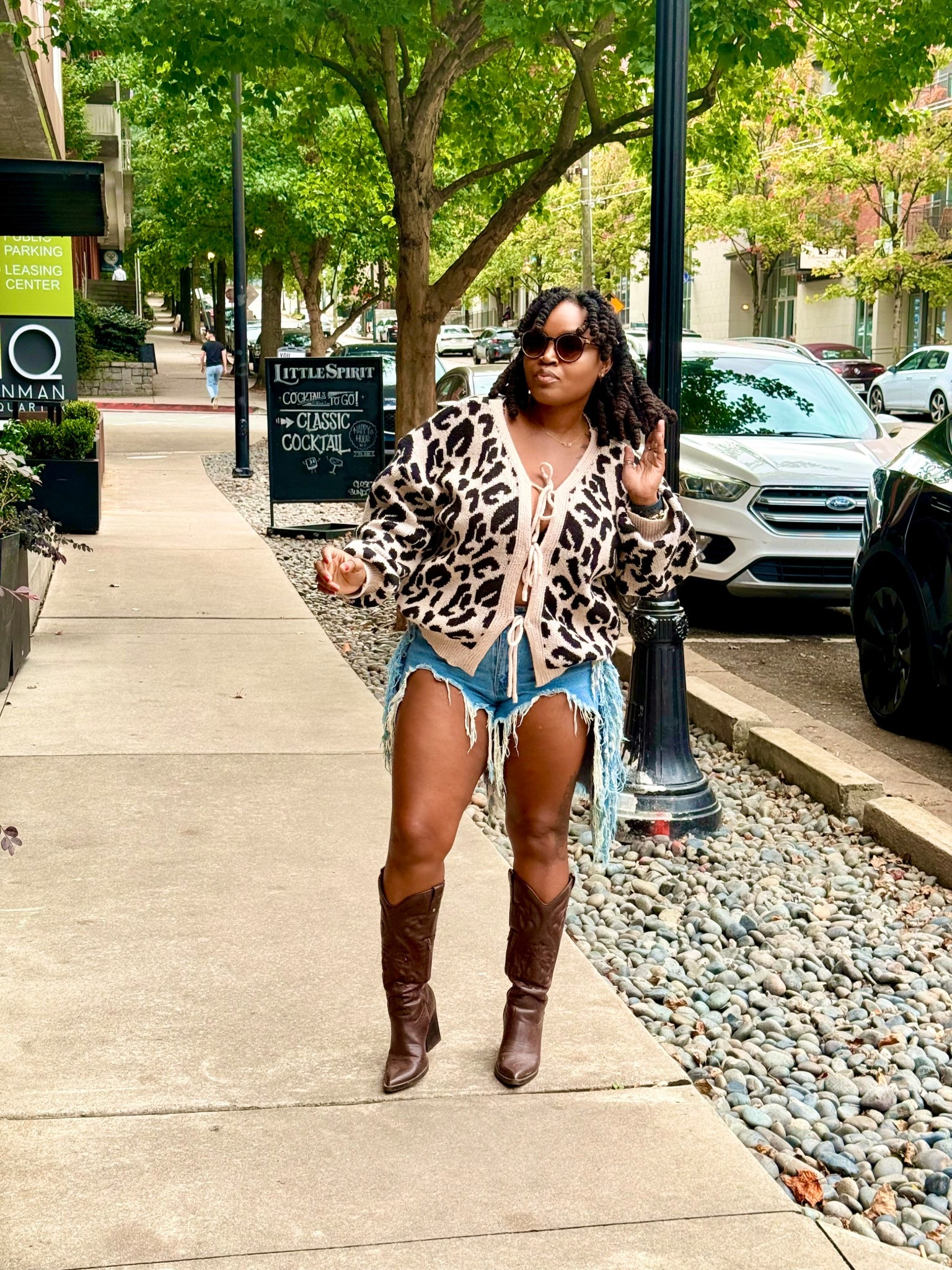 🌮 Taco Tuesday with @bartacolife is ALWAYS a good idea!!!

#Bartaco invited me to check out their Fall Menu and babyyyy, I am soooo IN LOVEEE!!! 😍 I can’t wait to share ALL of my new favorites with y’all!!

And of course… I was CUTEEEEE while eating my tacos 😘🍂
I tagged my full Fall #TacoTuesday look on LTK so you can shop the outfit!

Scroll to shop 

#ltkfashion #ltkitbag #ltksalealert #ltkfall #ltkstyle #ltkinfluencer #fallfashion #bartacolife #tacotuesday #fallootd #ltkwomen #ltkseasonal


#LTKStyleTip #LTKSaleAlert #LTKSeasonal