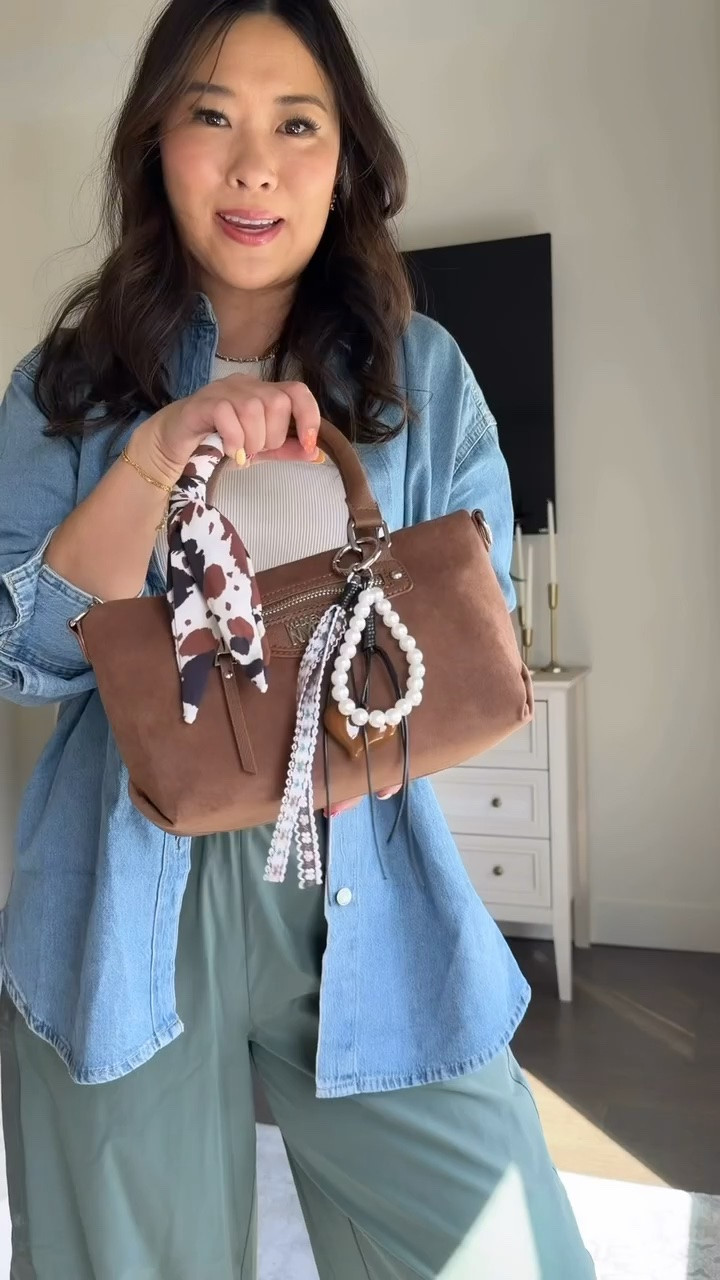 Walmart new fall handbag

#LTKootd #LTKSeasonal #LTKOver40