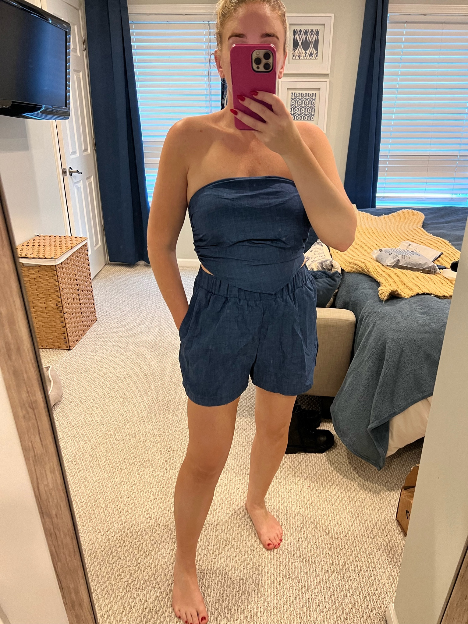 This was cute but my torso was too short. If you have a longer torso, or taller, it would be cute.  
Festival outfits
Concert outfits 
Lollapalooza 

#LTKFindsUnder100 #LTKStyleTip #LTKSeasonal