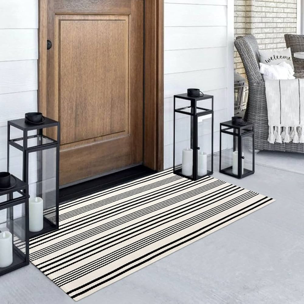 Black and White Striped Outdoor Rug 2' x 4.3' Cotton Front Porch Rug Front Door Mat Entryway Rugs... | Amazon (US)