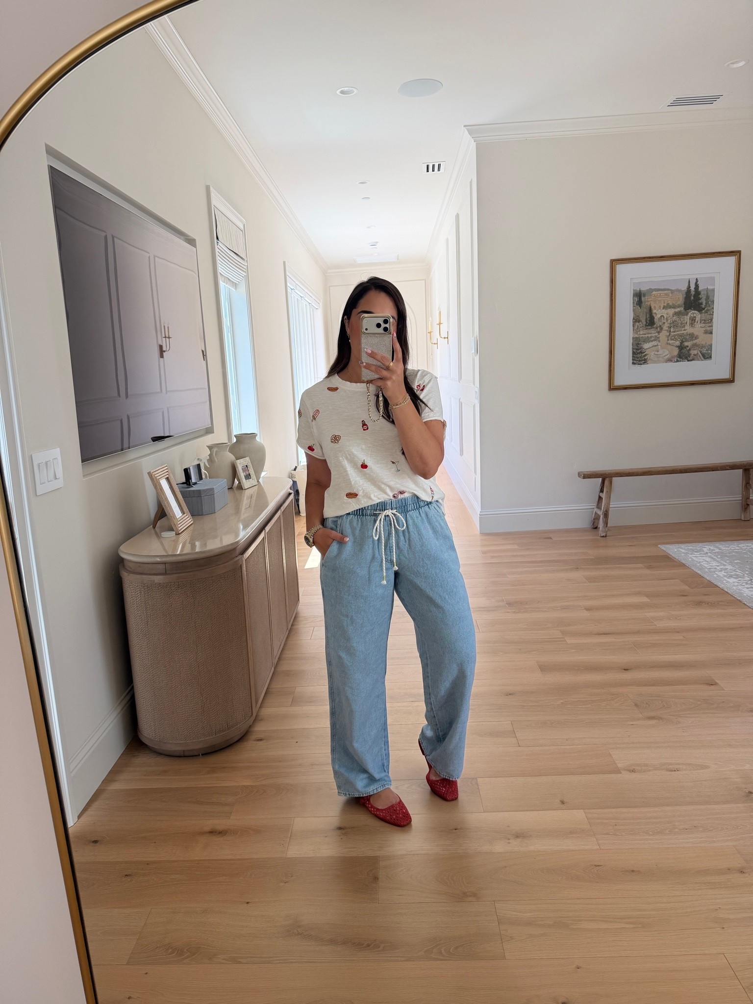 love these pants and the Paracord tie, they come in white too 🌭

#LTKootd #LTKTravel #LTKstorytime
