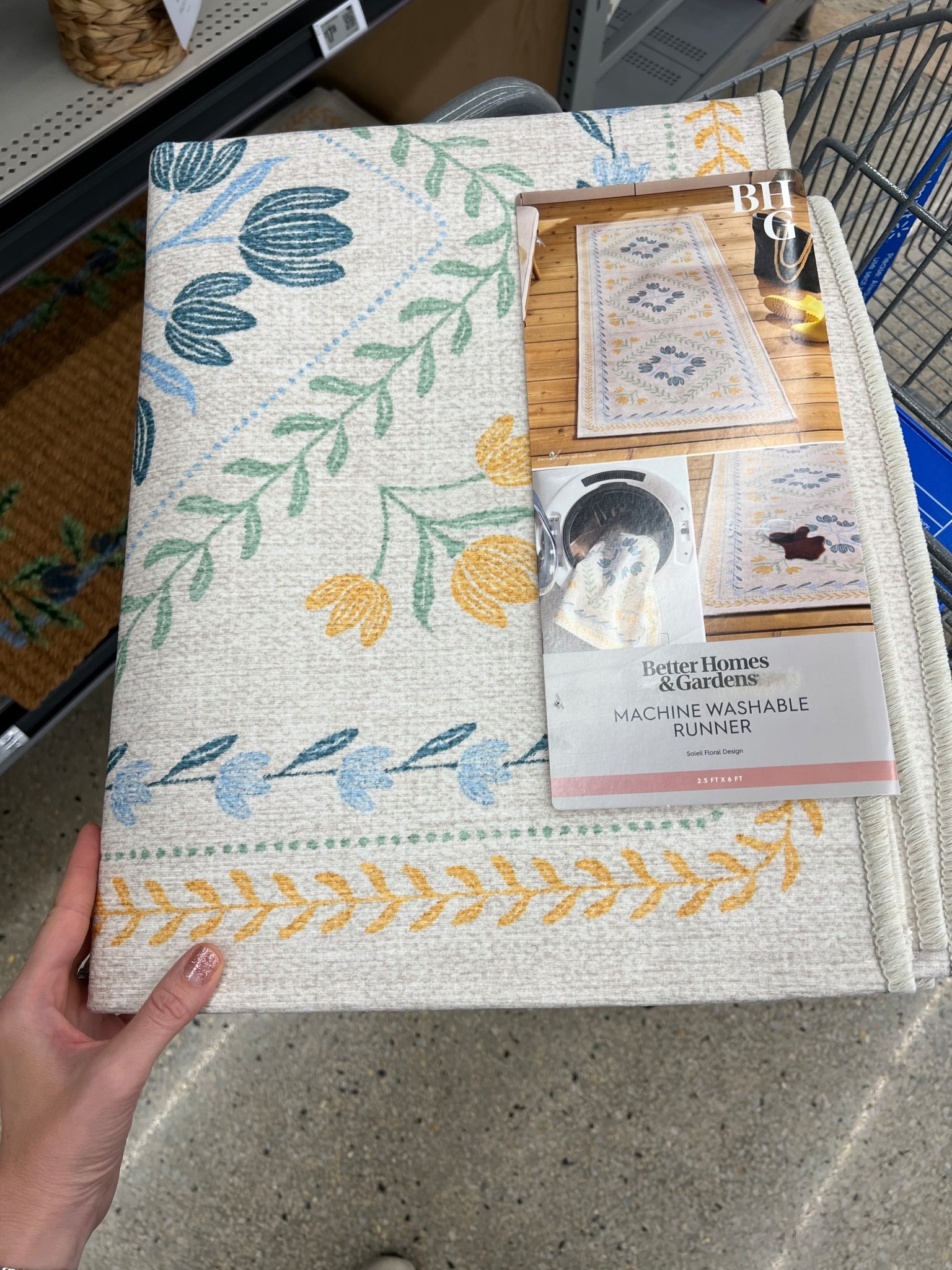 New washable runner rug at Walmart #walmarthome spring decor refresh