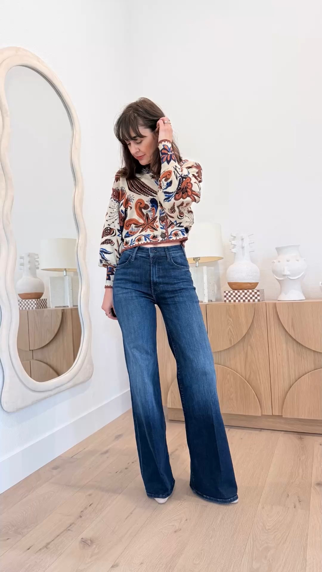 The best jeans for block heels are full length and have a wide flare opening (22”+).

These are so slenderizing and come in petite lengths